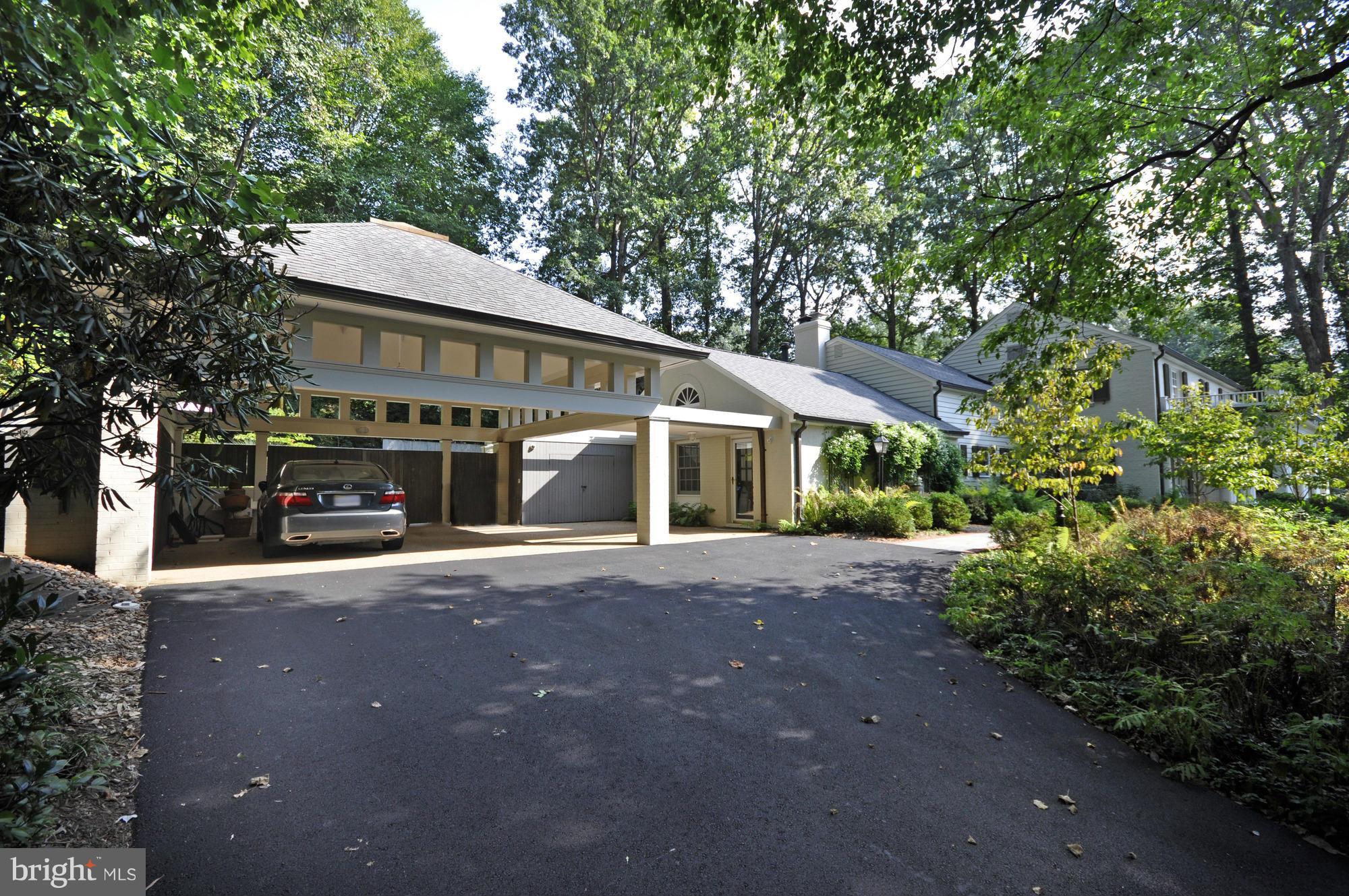 OLD GEORGETOWN ESTATES - Residential