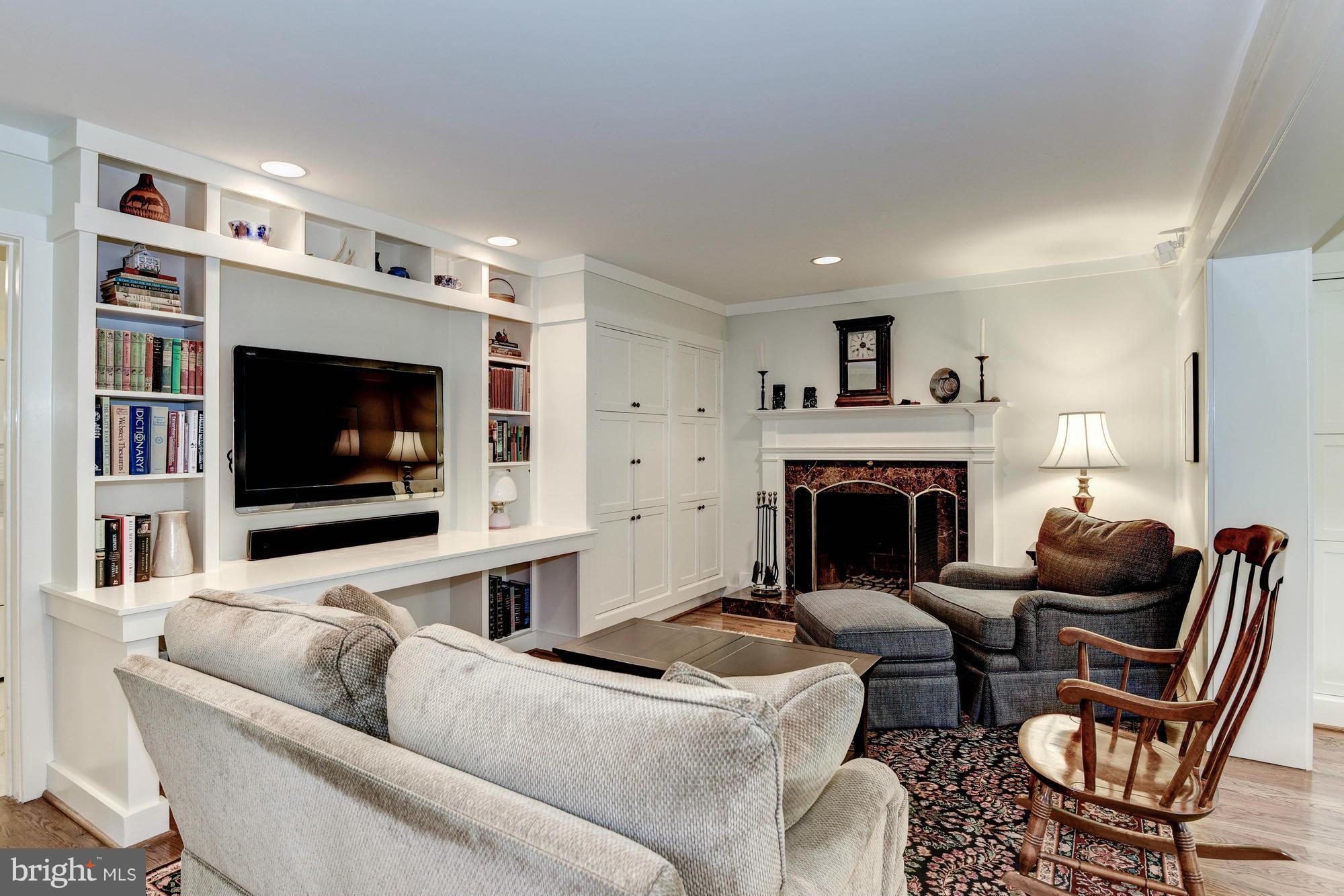 OLD GEORGETOWN ESTATES - Residential