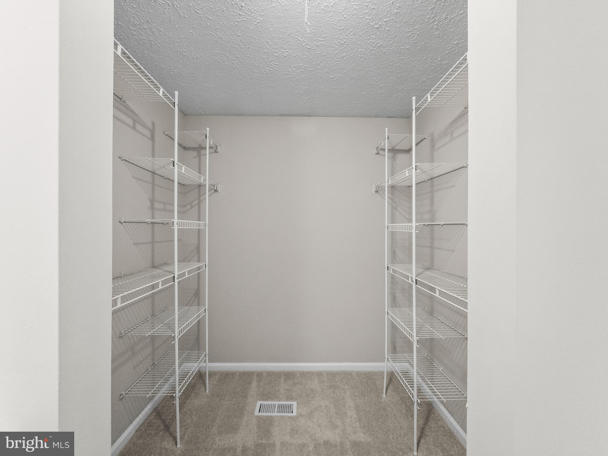 DAMASCUS VALLEY PARK - Residential