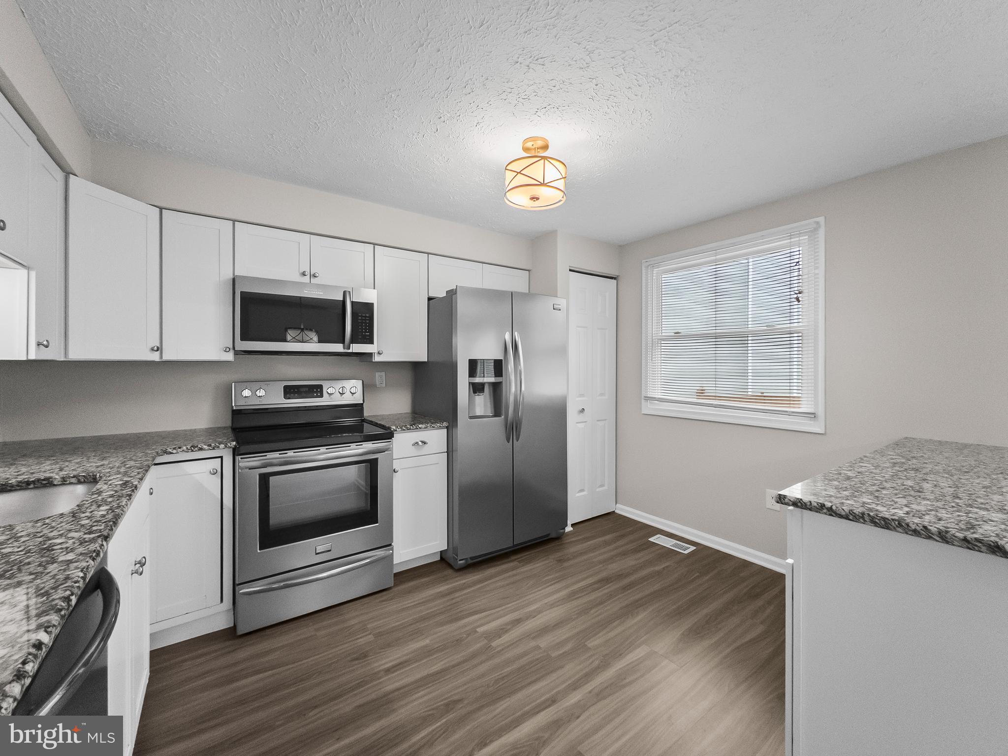 DAMASCUS VALLEY PARK - Residential