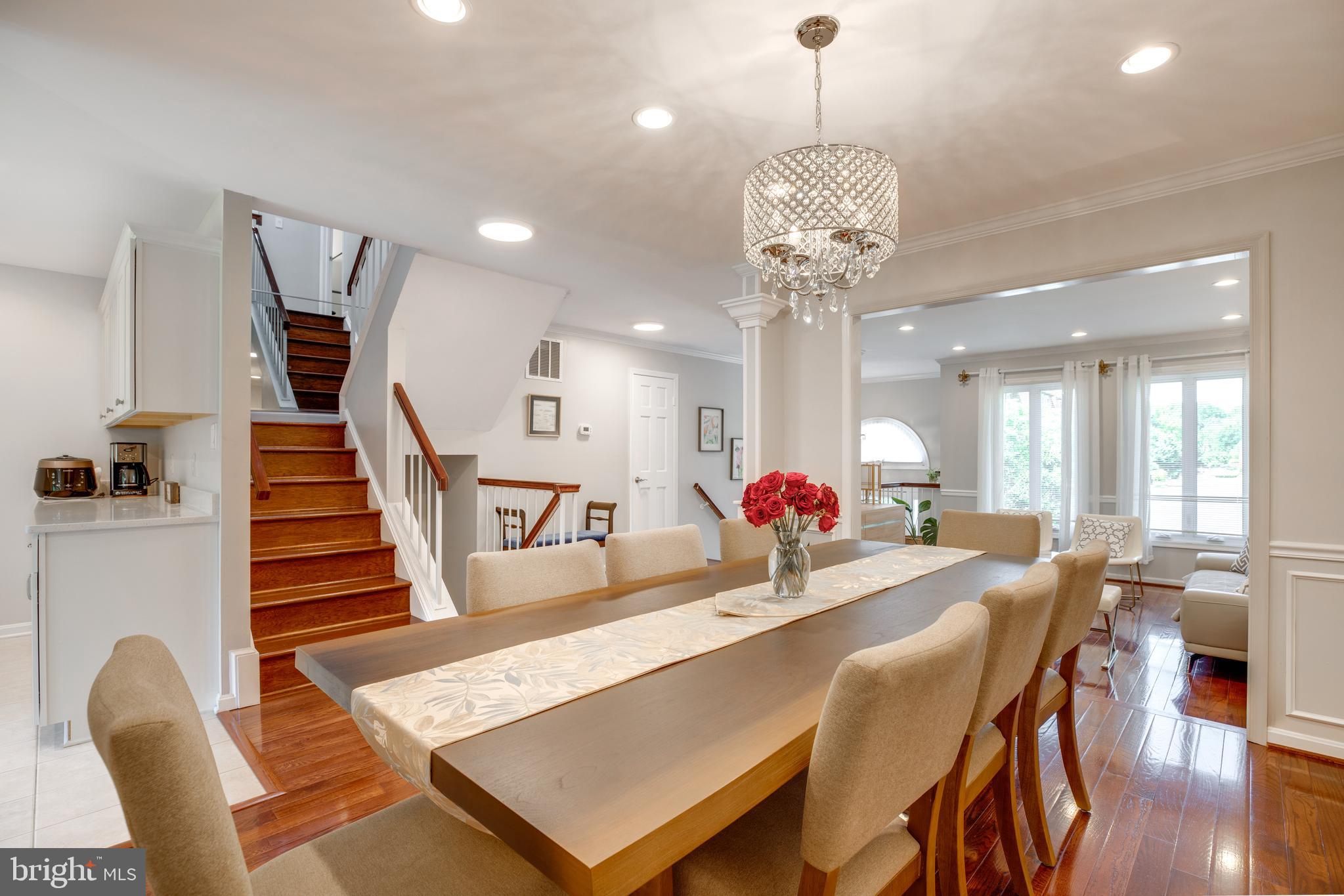 OAKTON VILLAGE - Residential Lease