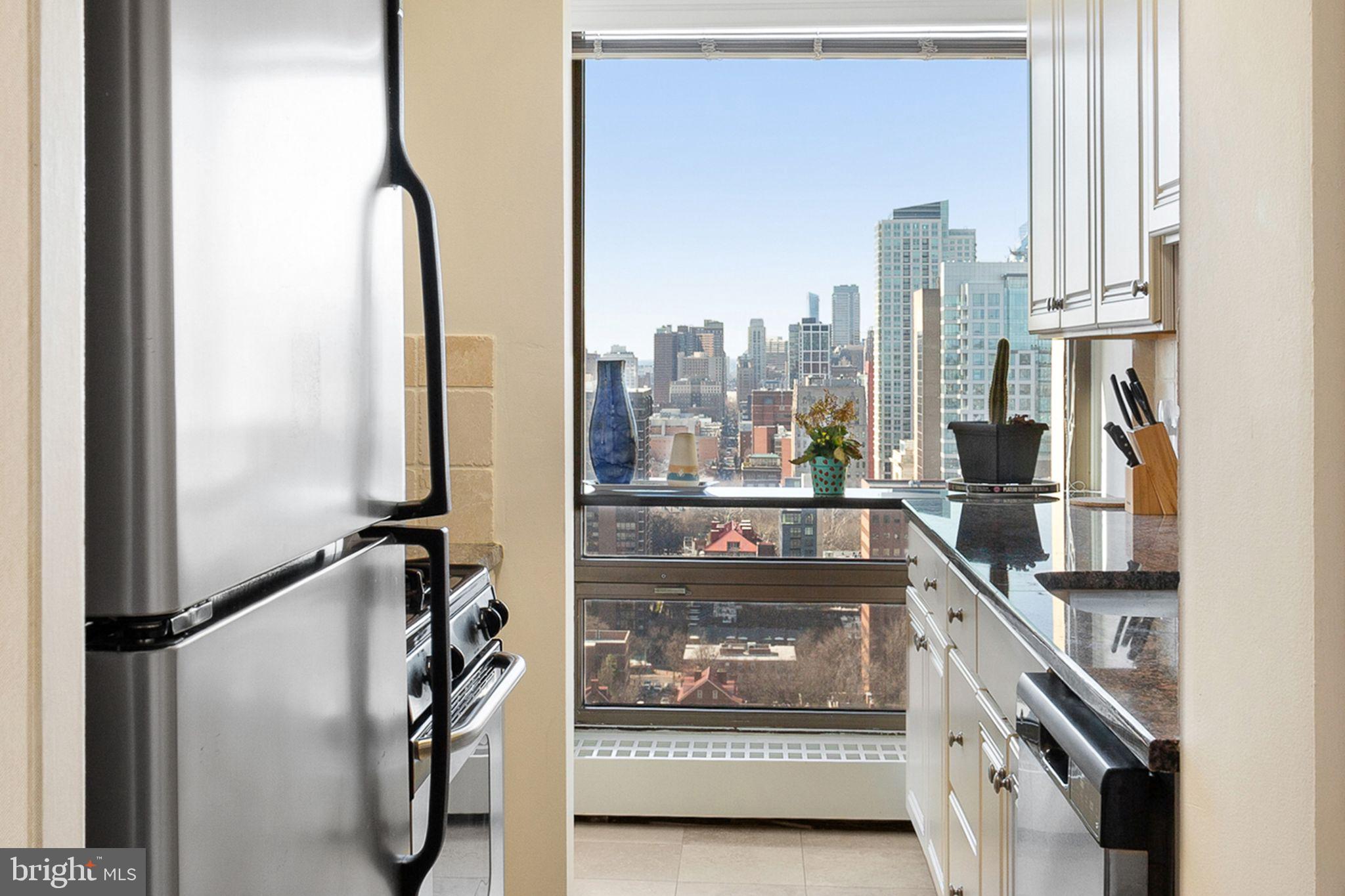 SOCIETY HILL - Residential