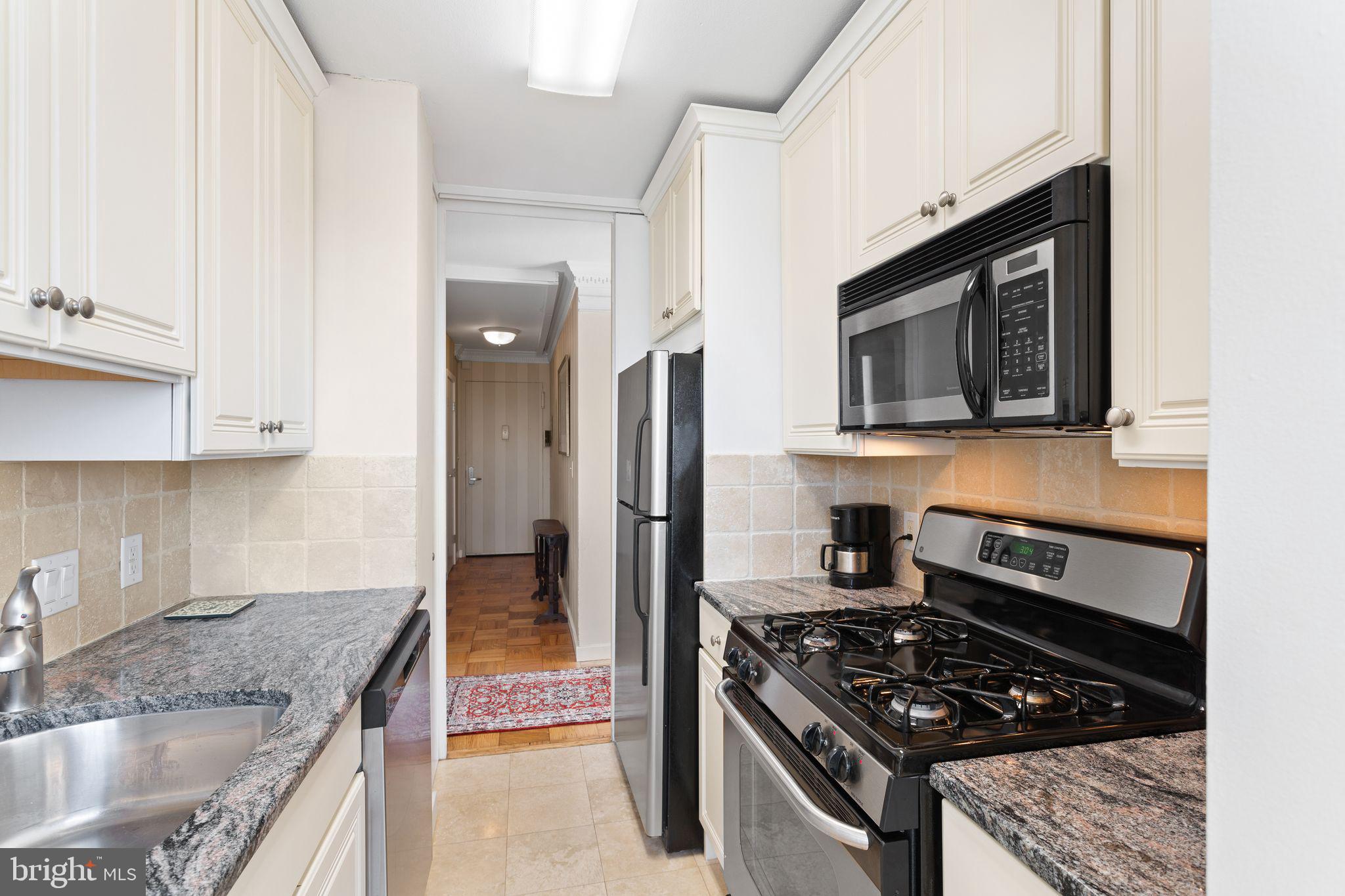 SOCIETY HILL - Residential