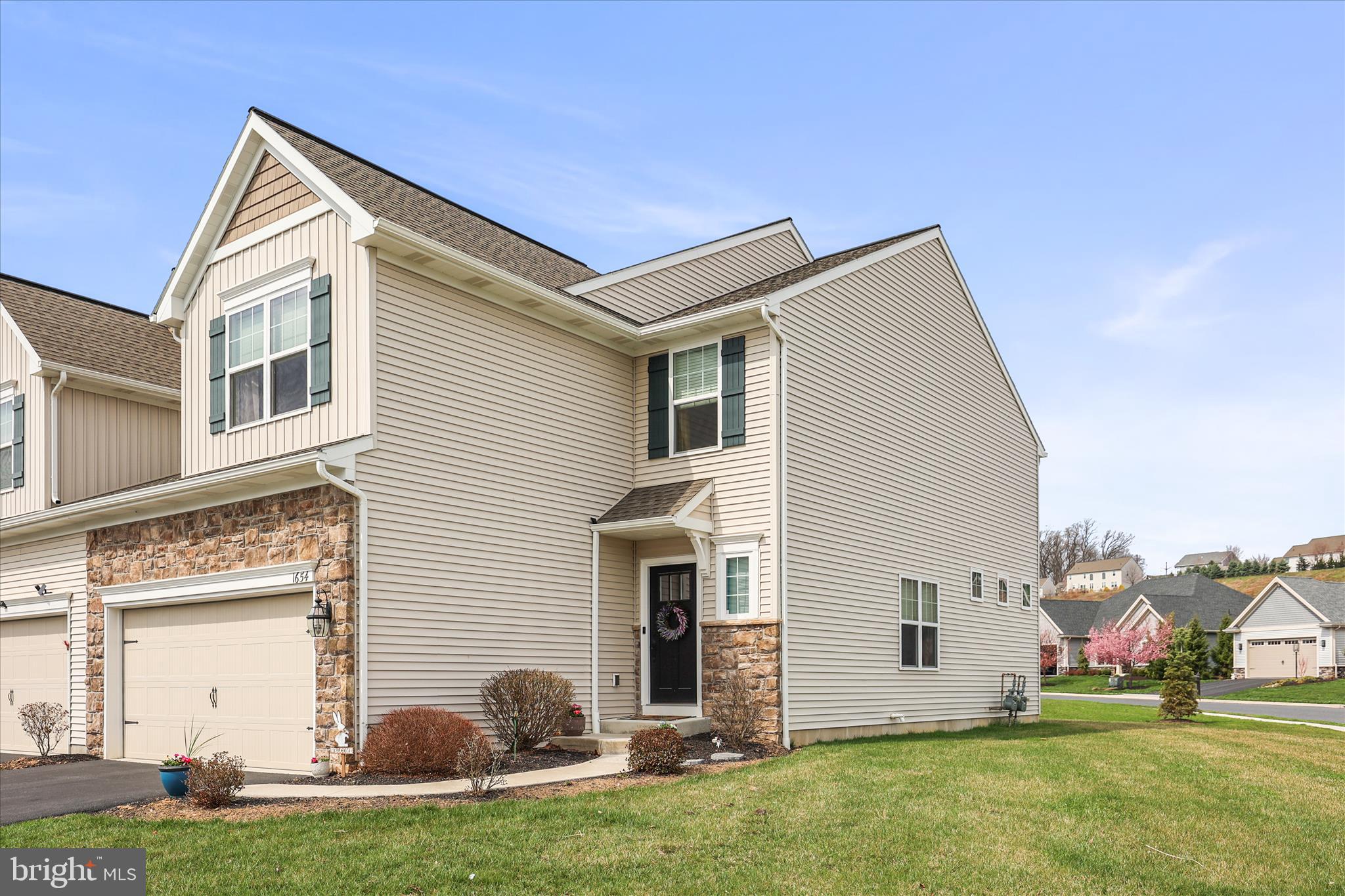 ORCHARD GLEN - Residential