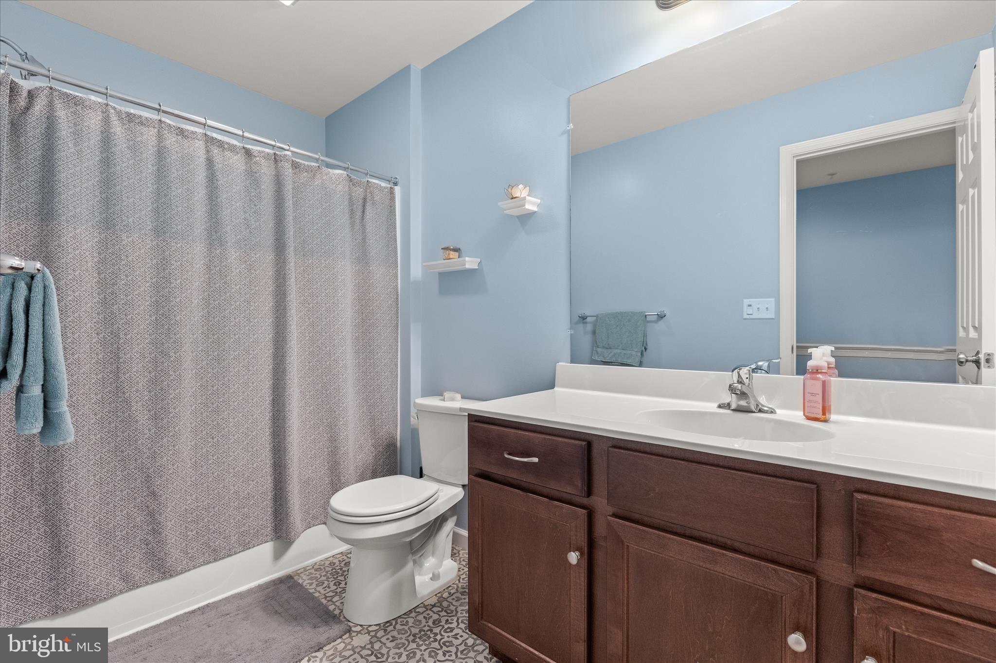 ORCHARD GLEN - Residential