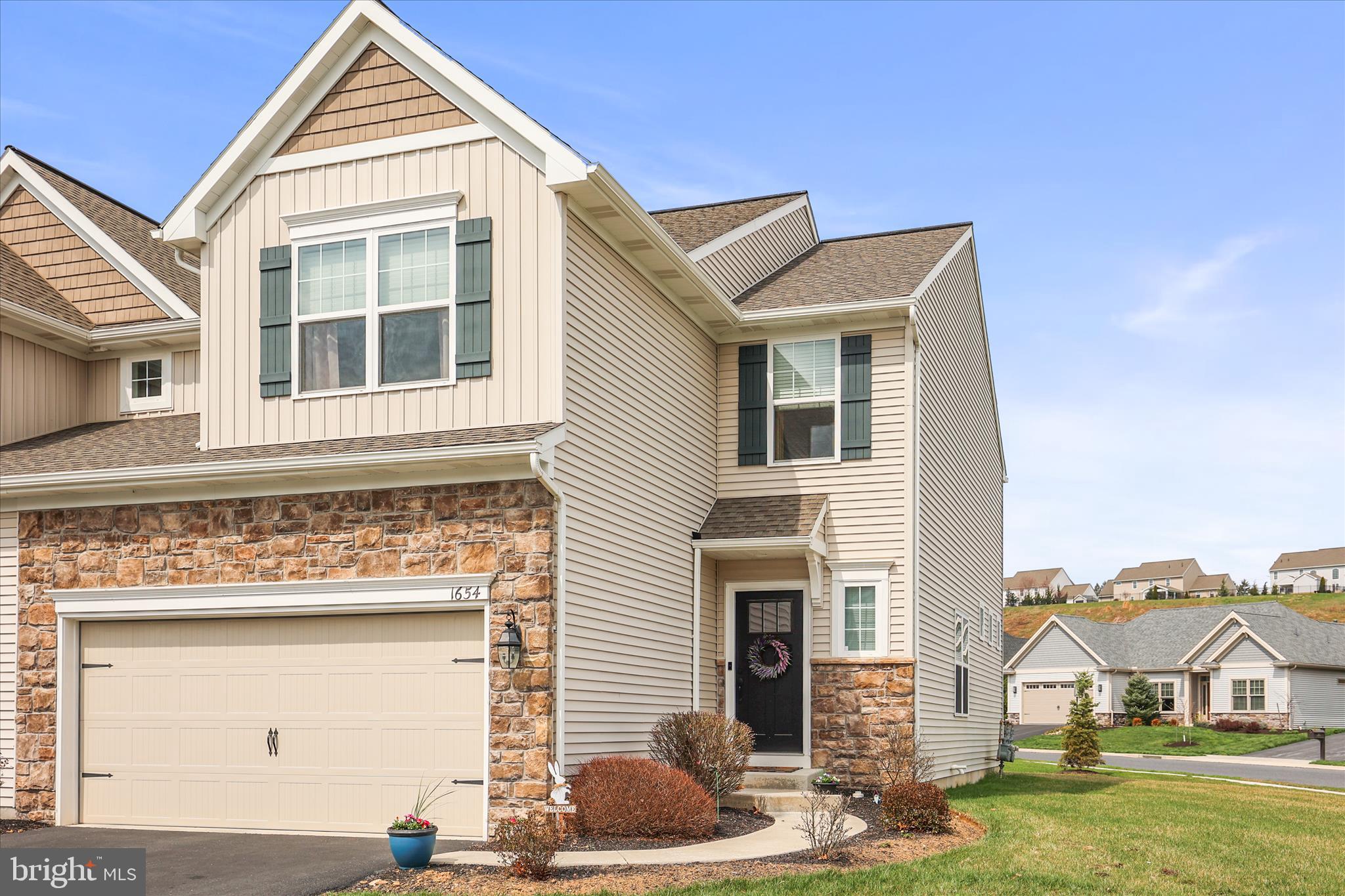 ORCHARD GLEN - Residential