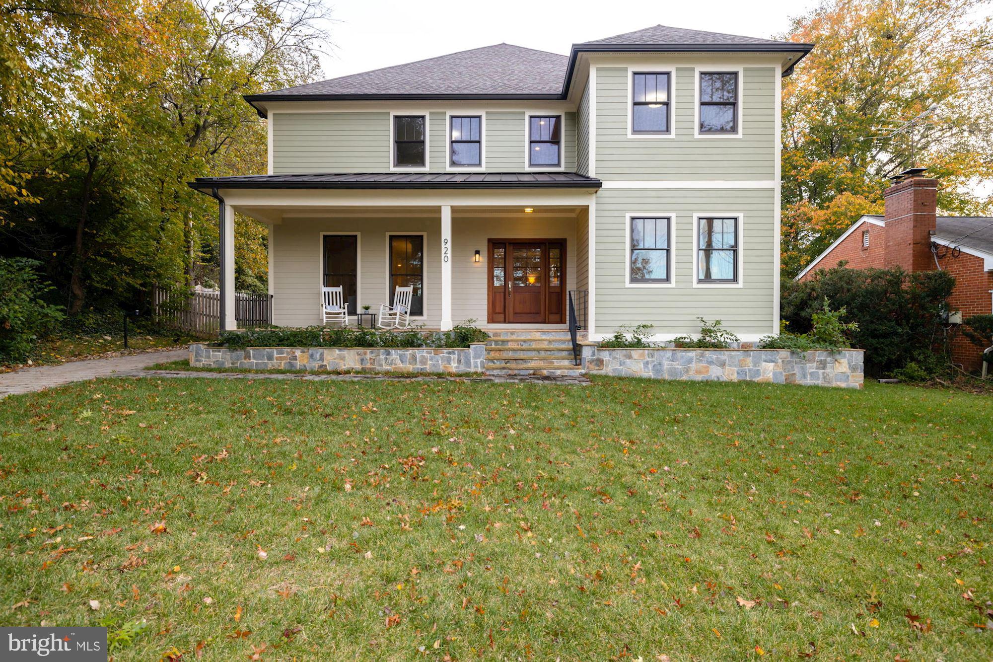 MADISON MANOR - Residential