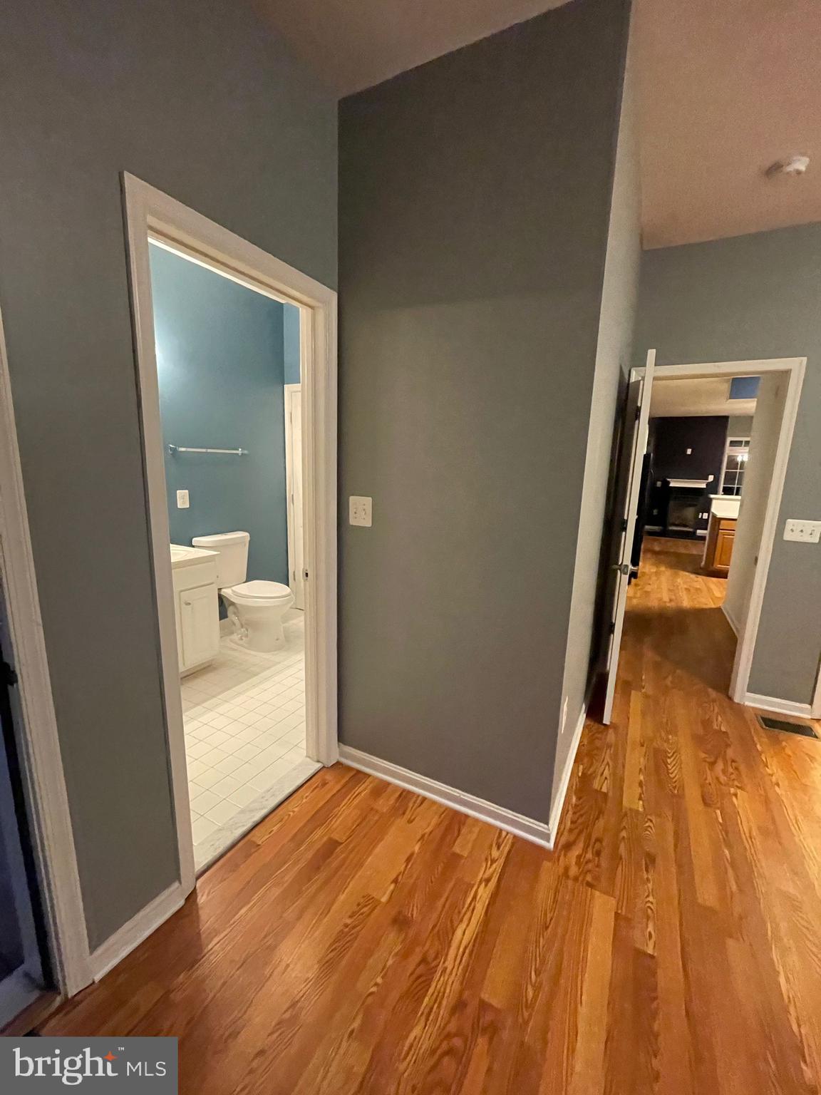 THE COMMONS ON WILLIAM SQUARE - Residential