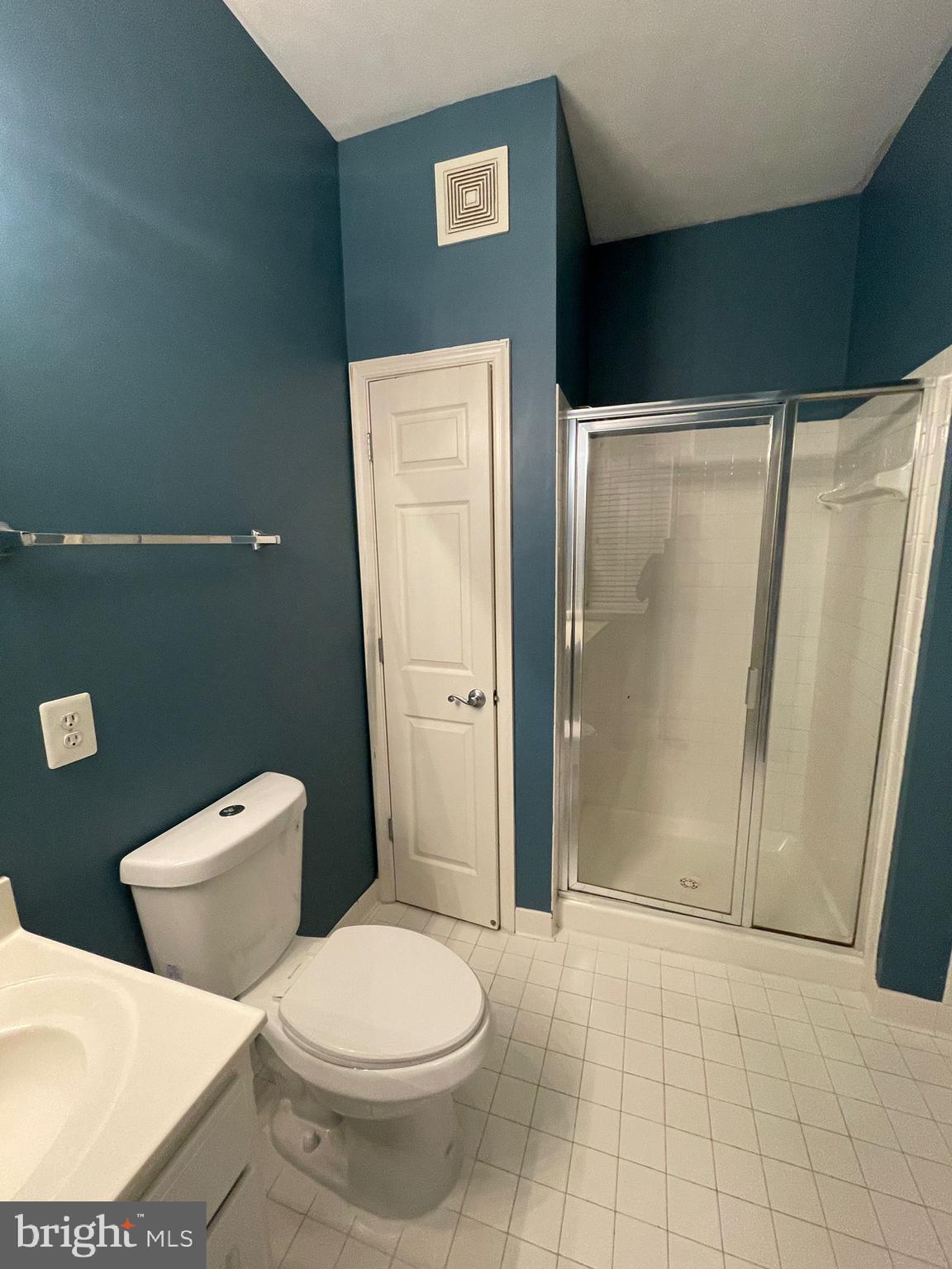 THE COMMONS ON WILLIAM SQUARE - Residential