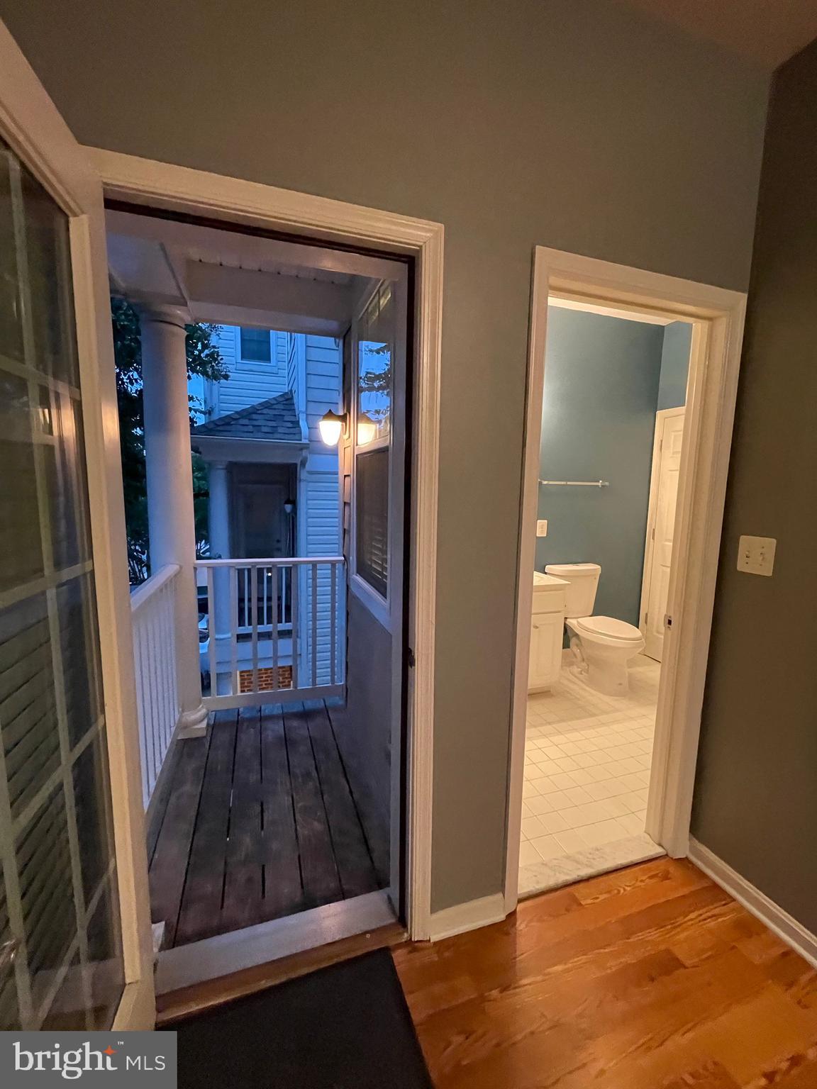 THE COMMONS ON WILLIAM SQUARE - Residential