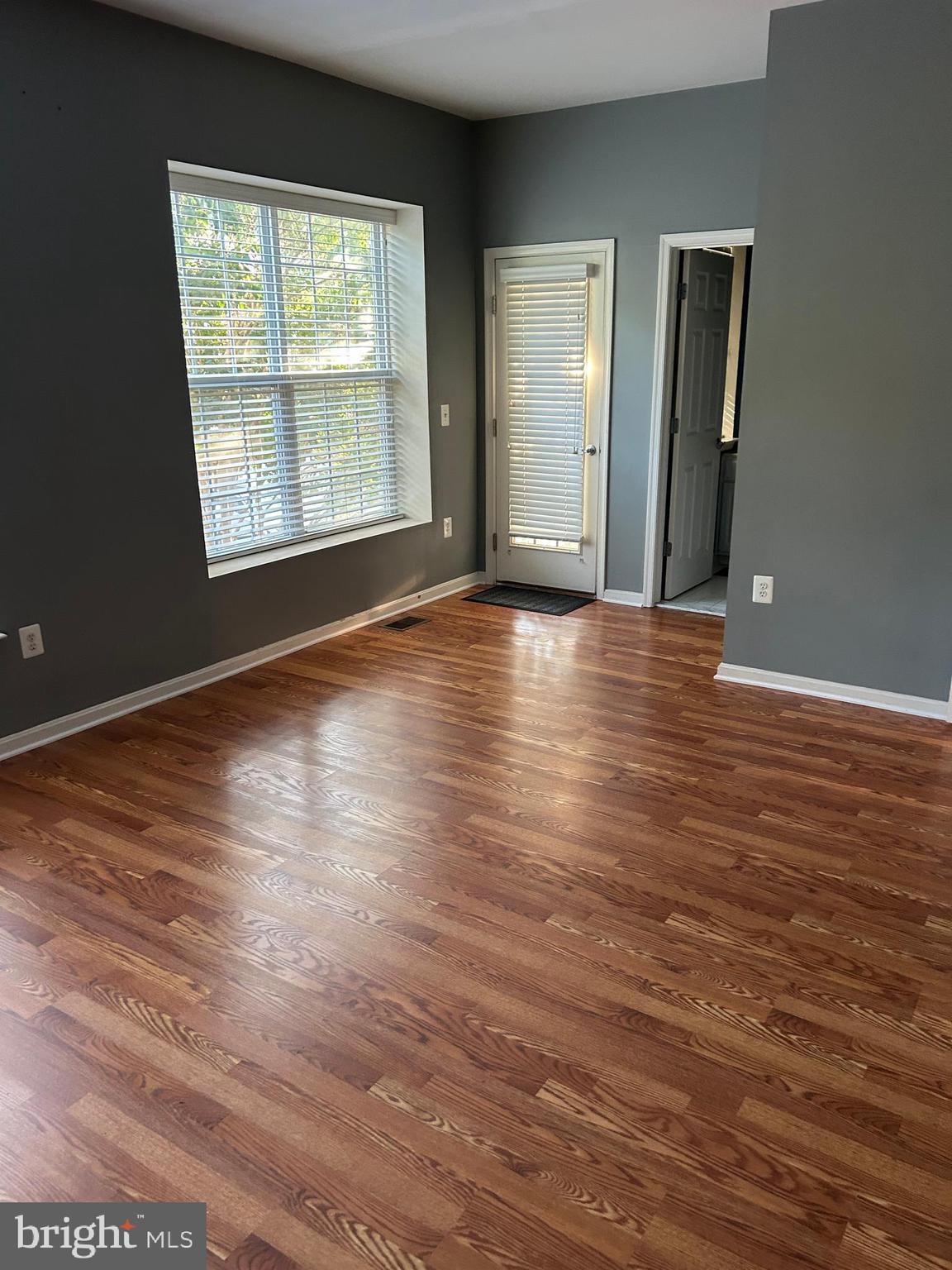 THE COMMONS ON WILLIAM SQUARE - Residential