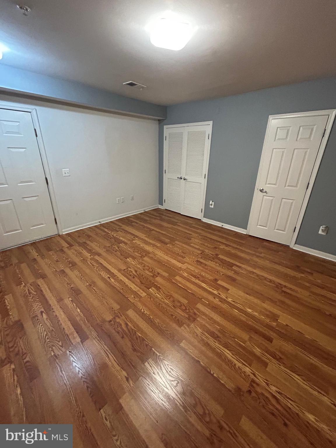 THE COMMONS ON WILLIAM SQUARE - Residential