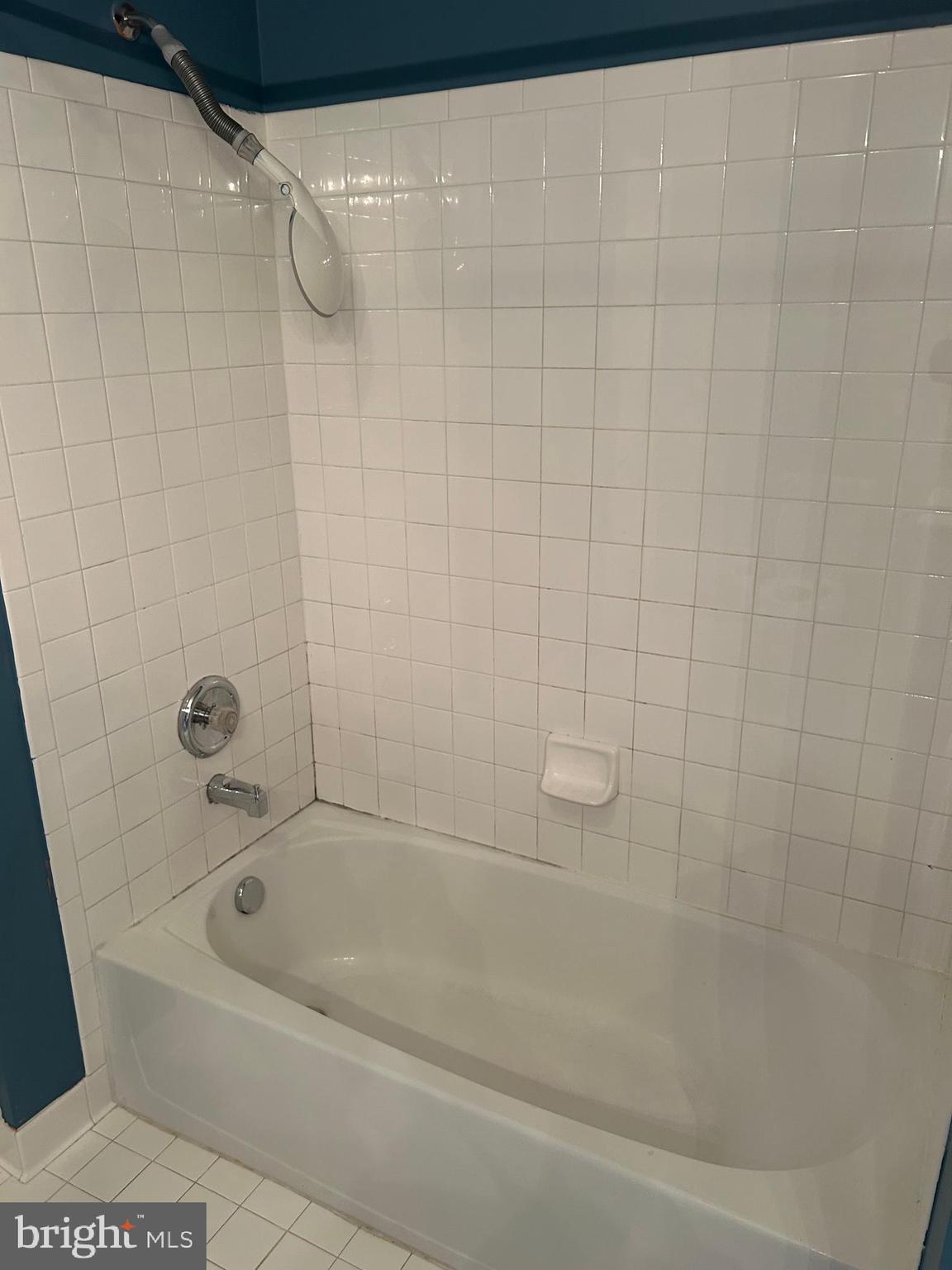 THE COMMONS ON WILLIAM SQUARE - Residential