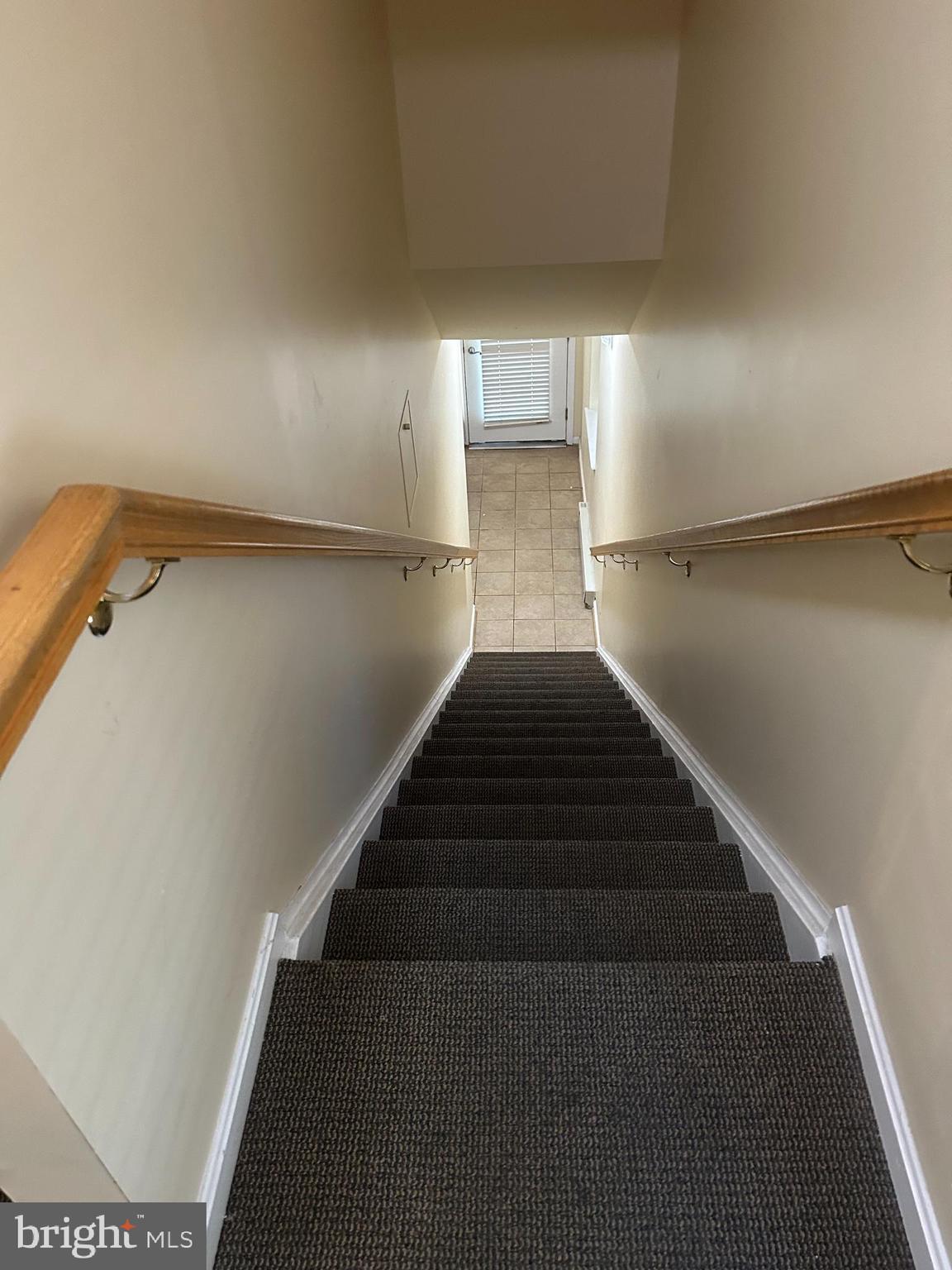 THE COMMONS ON WILLIAM SQUARE - Residential