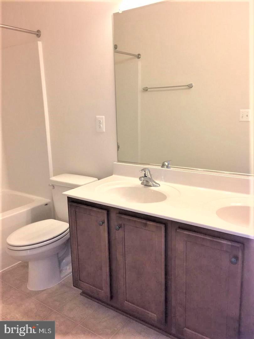 BELMONT WEST - Residential Lease