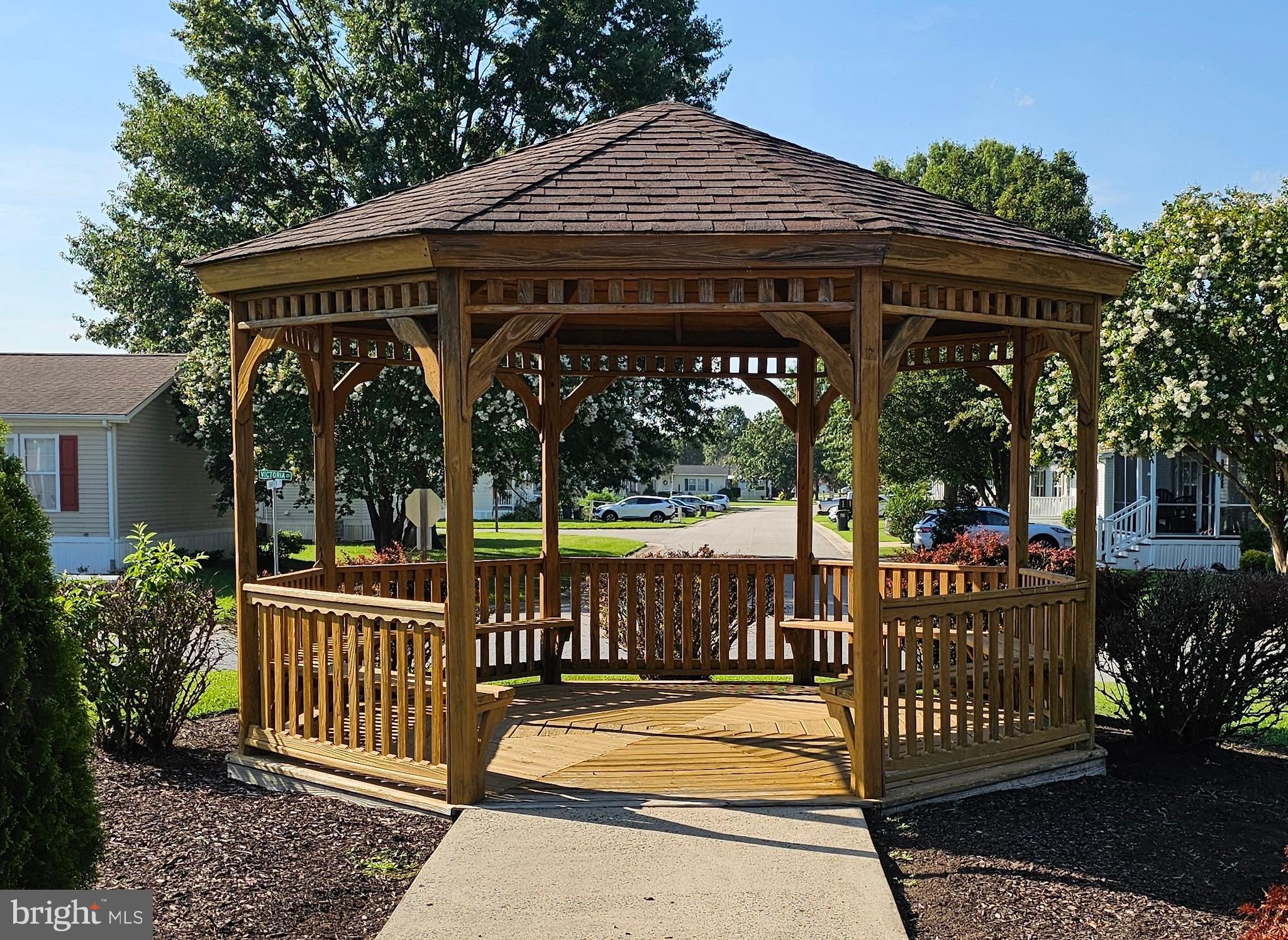 HYDE PARK - Residential