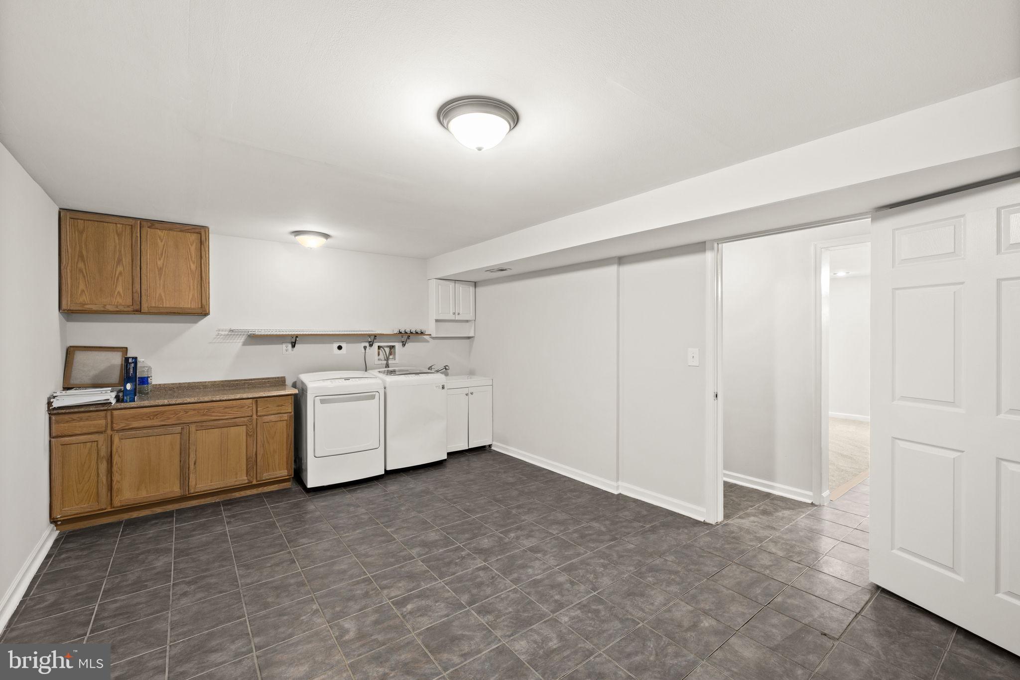 LAKE LAND OR - Residential