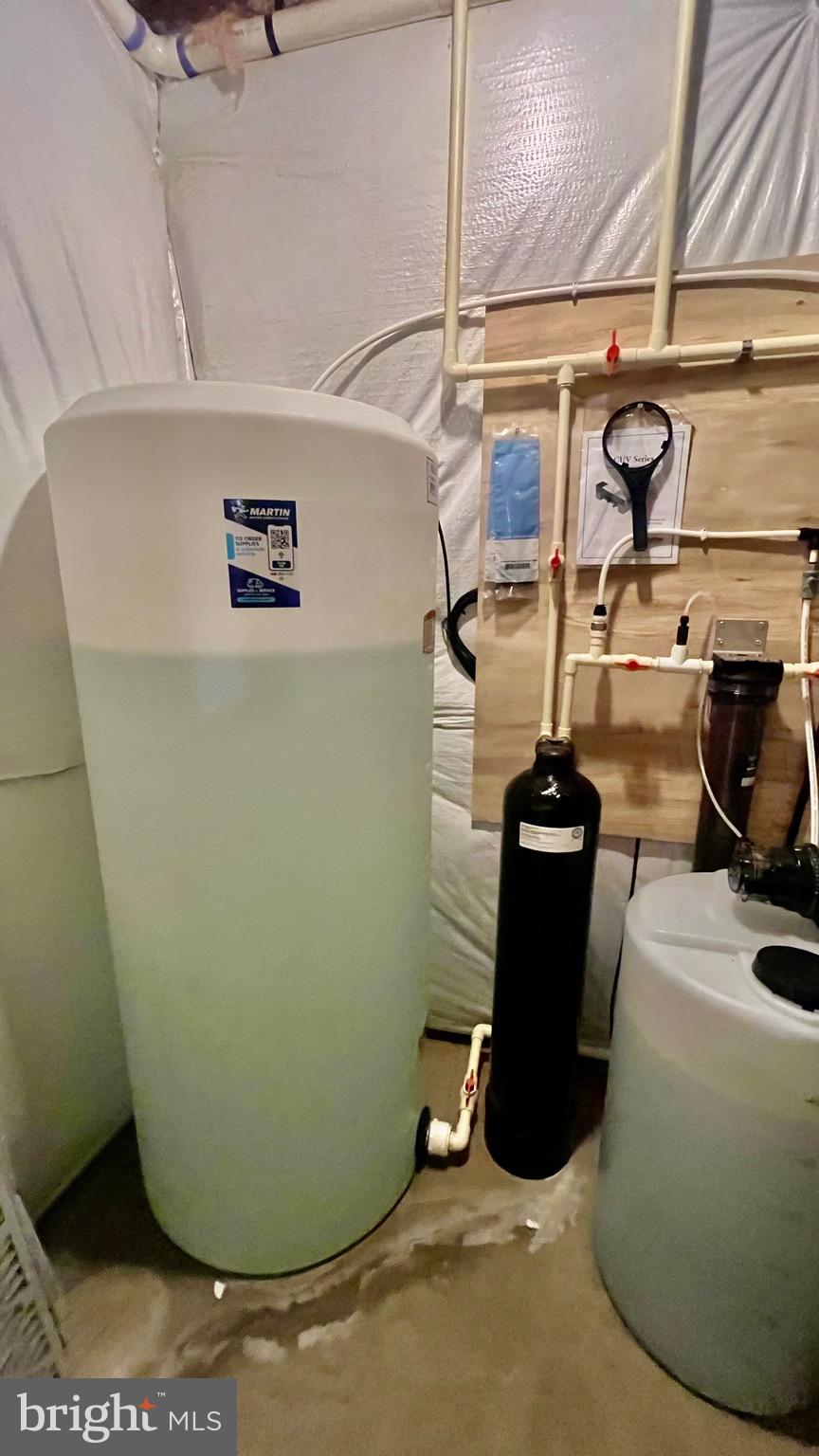 ALTA VISTA GARDENS - Residential Lease