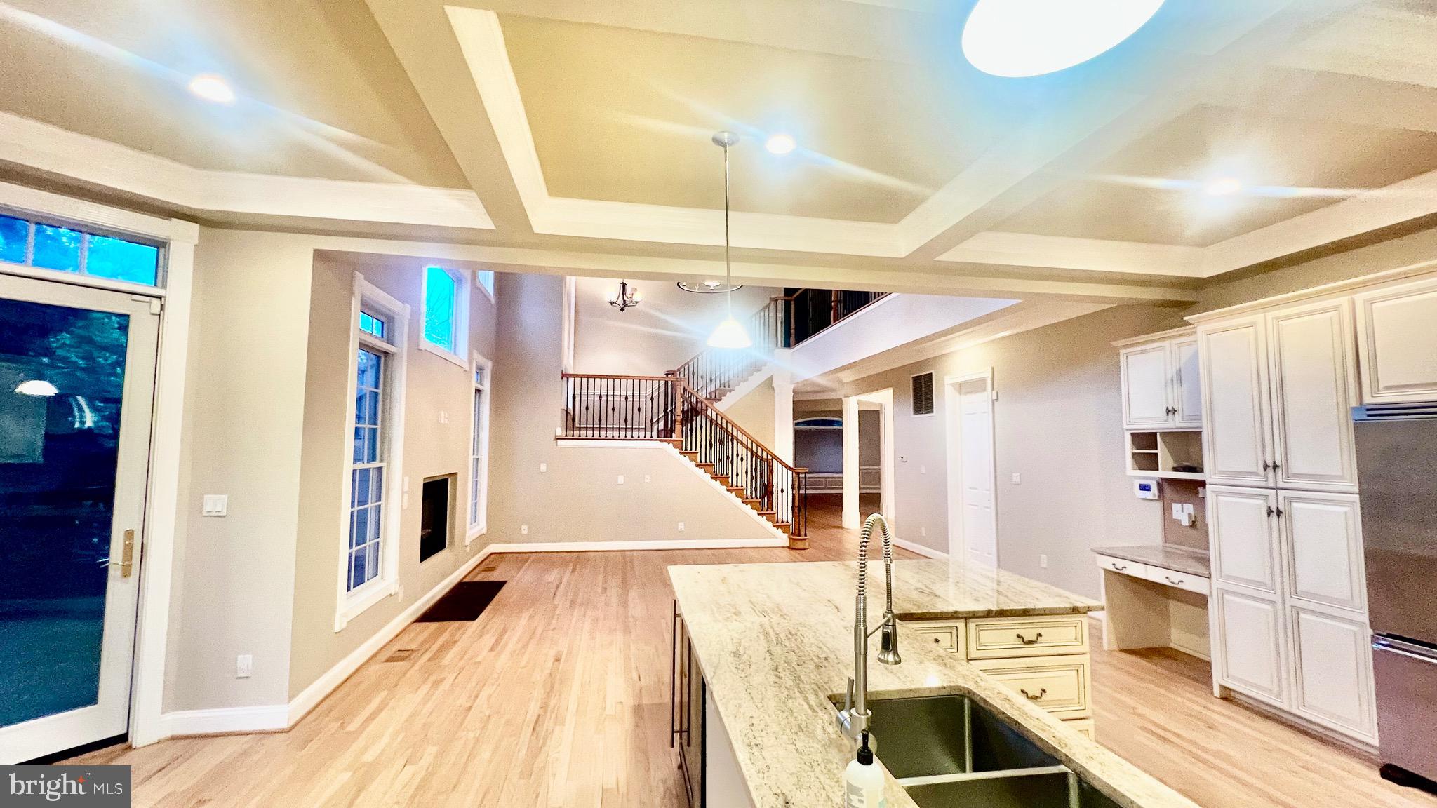 ALTA VISTA GARDENS - Residential Lease