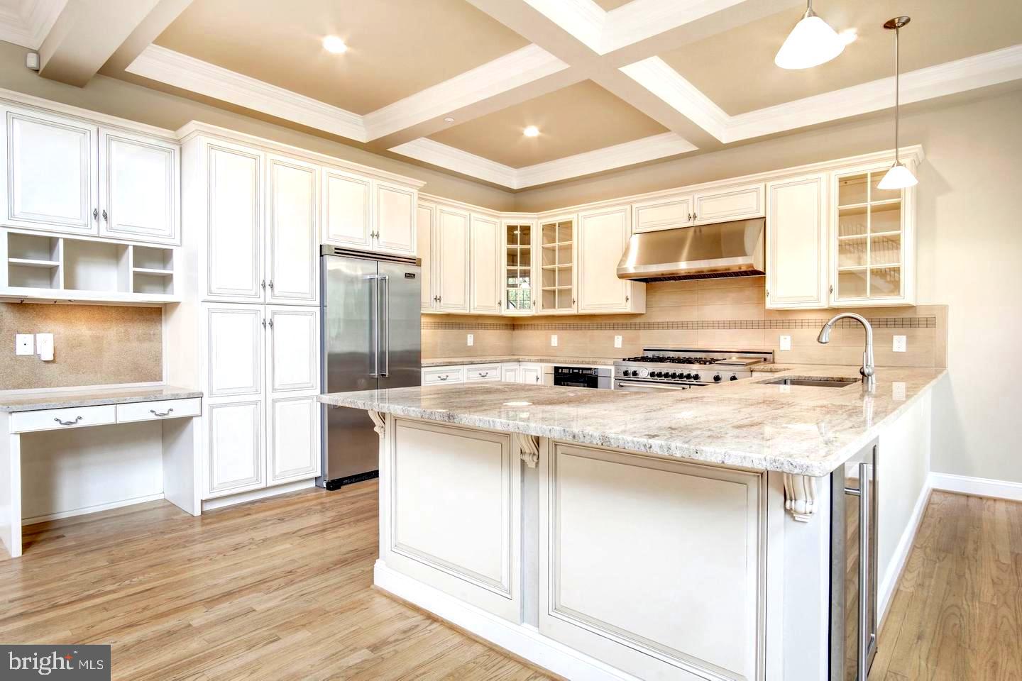 ALTA VISTA GARDENS - Residential Lease