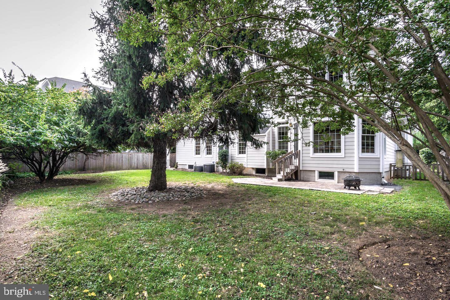 ALTA VISTA GARDENS - Residential Lease