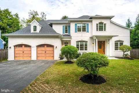 9911 Old Georgetown Road, Bethesda, MD MLS: MDMC2174040