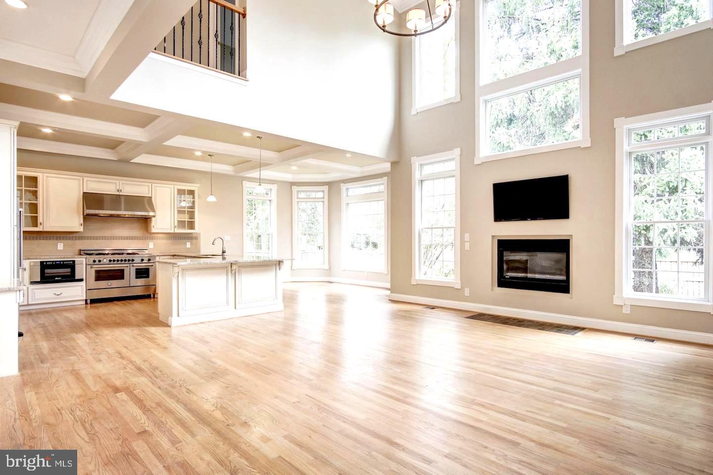 ALTA VISTA GARDENS - Residential Lease