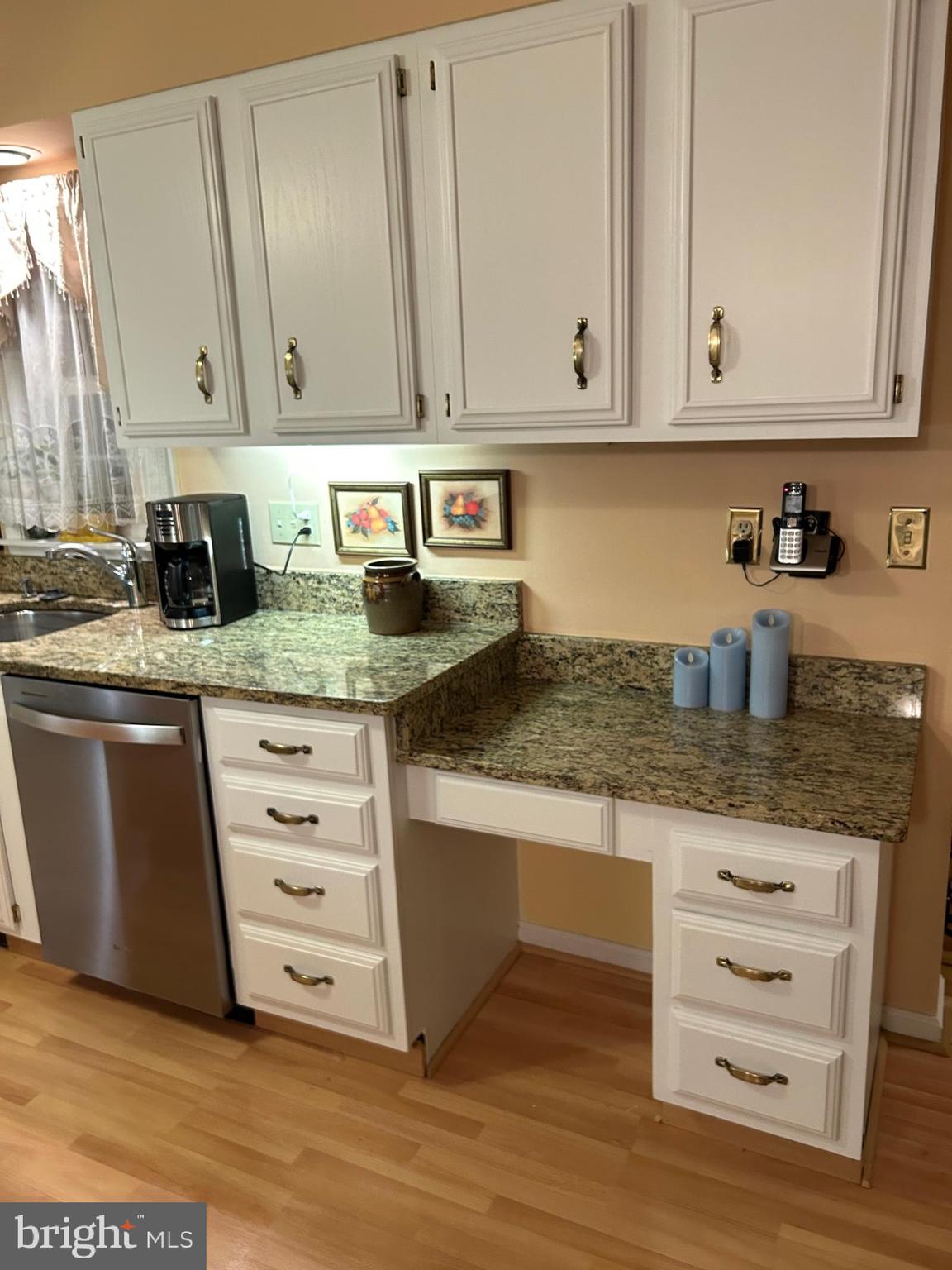 ARBOUR GREEN - Residential