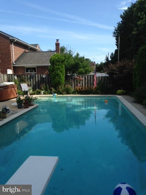 ARBOUR GREEN - Residential