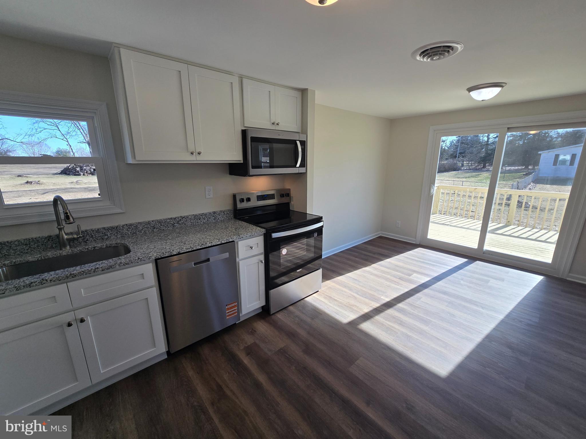 HAPPY CREEK - Residential