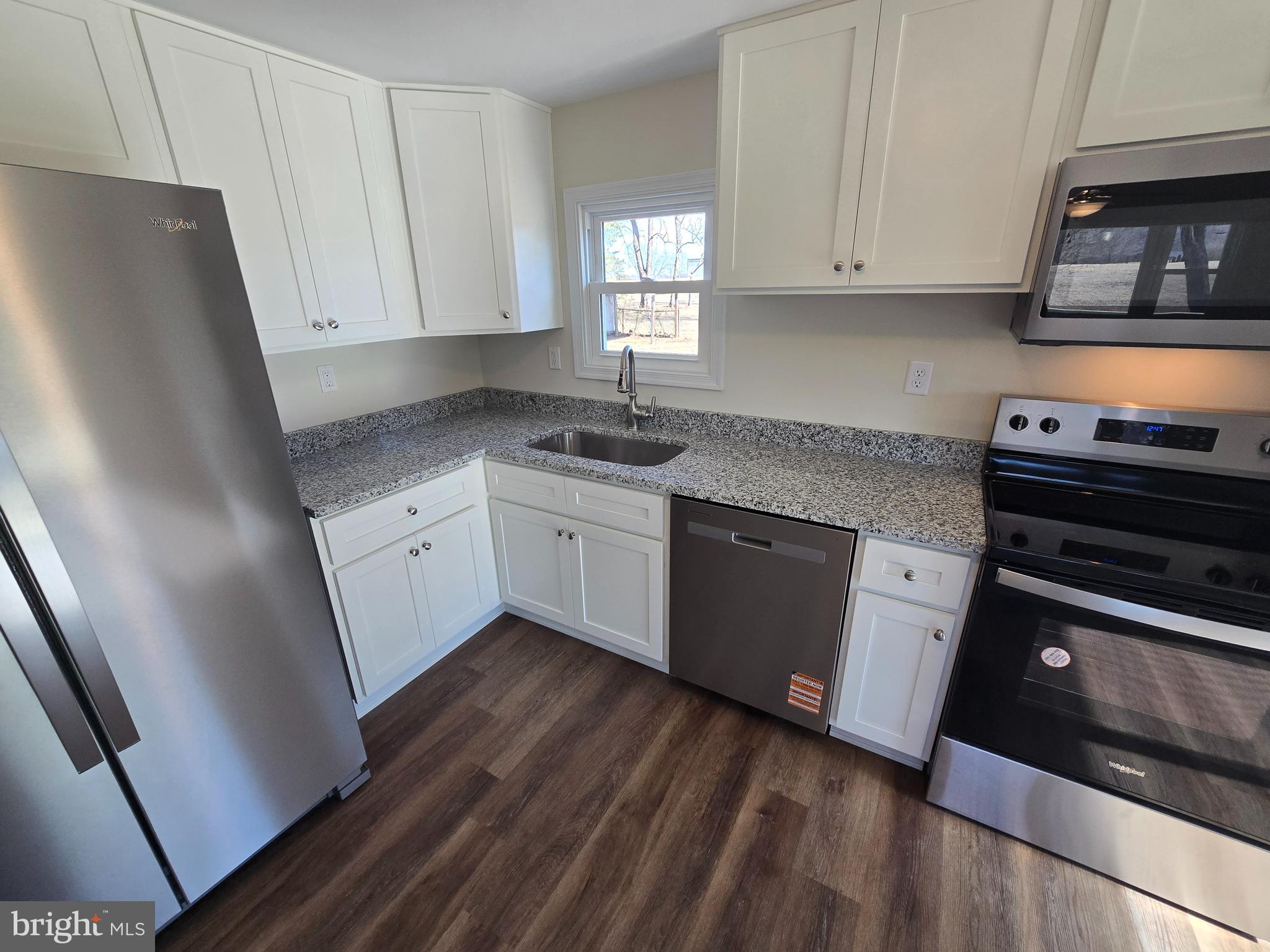 HAPPY CREEK - Residential