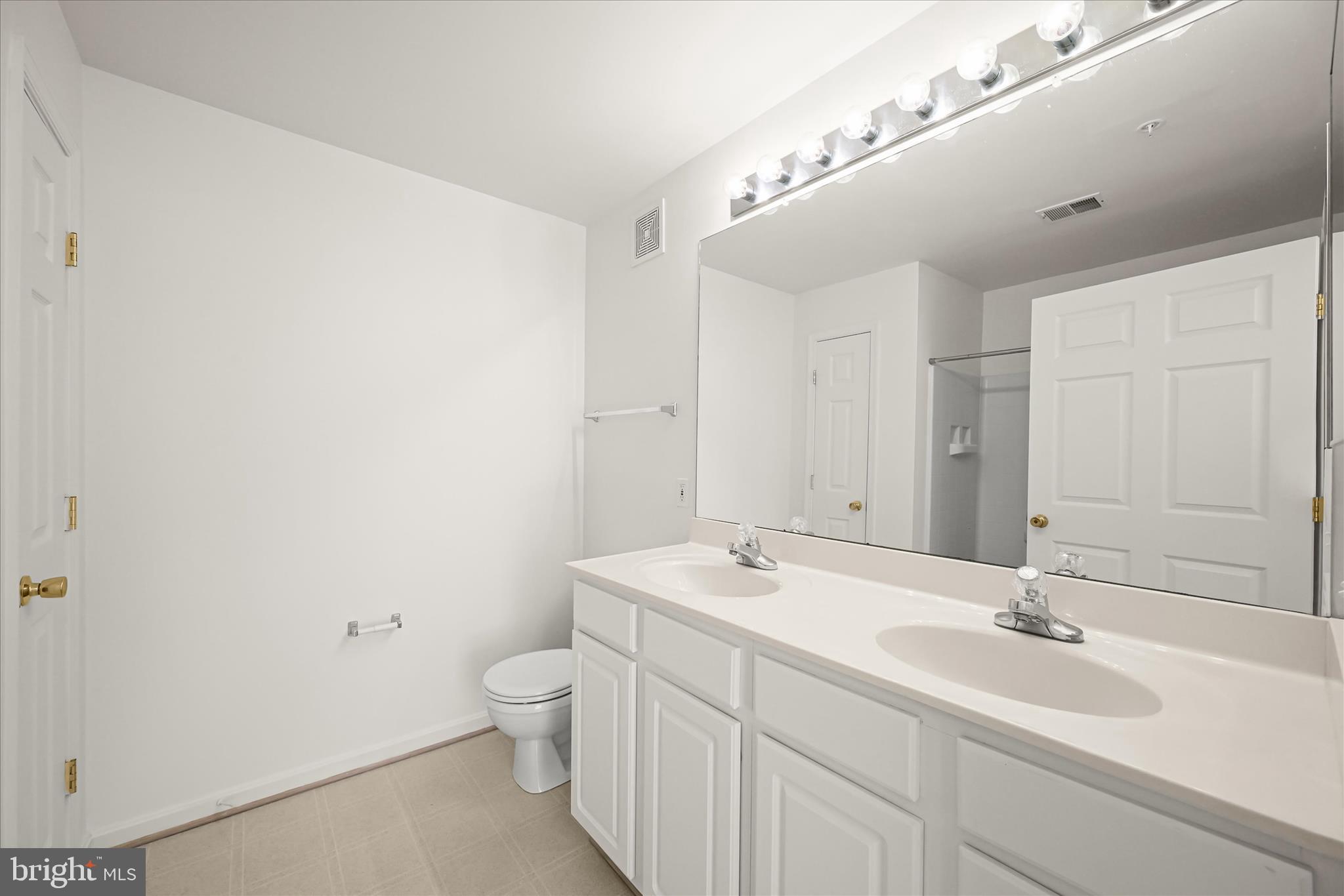 SCOTT'S CROSSING CONDO - Residential