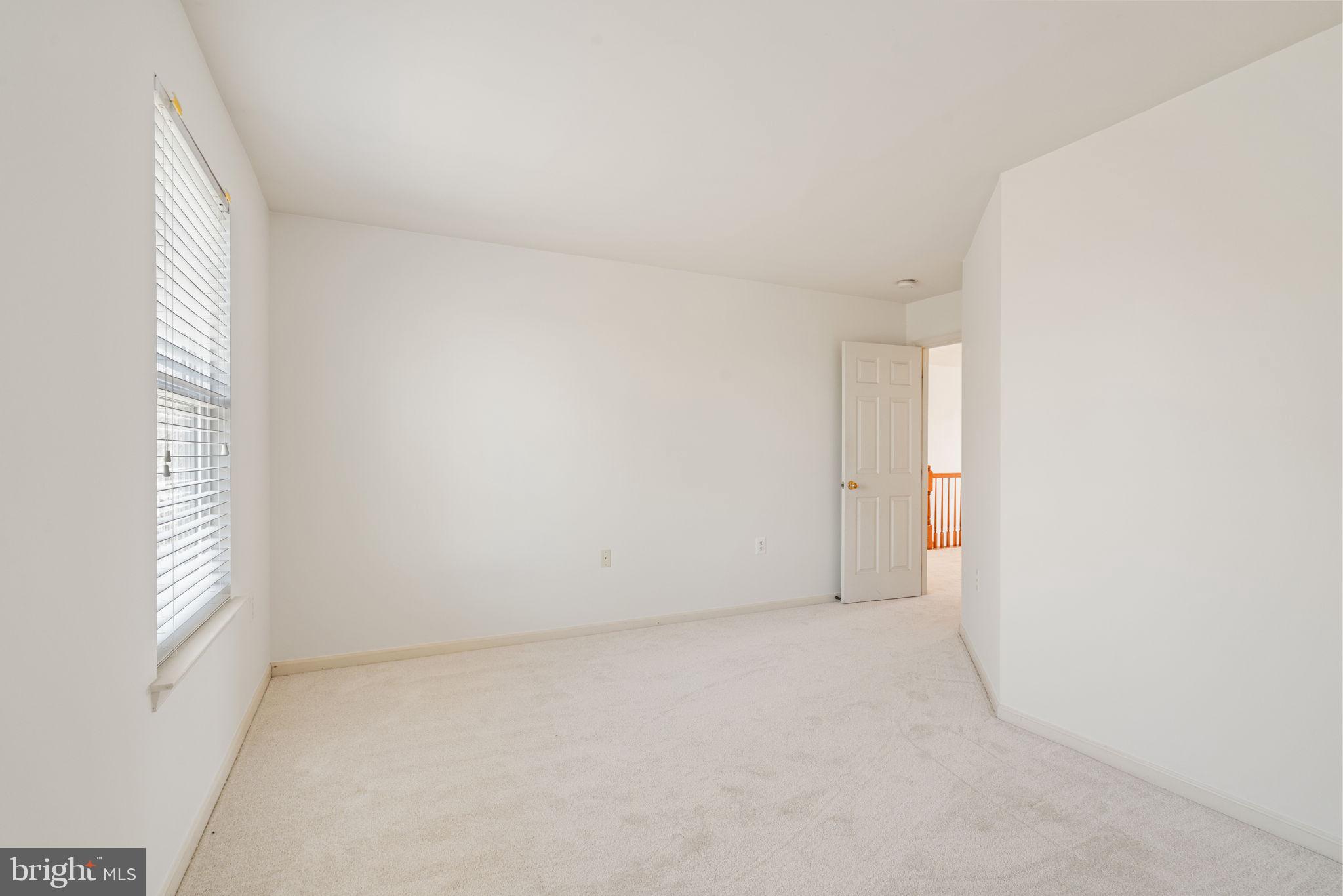 POTOMAC CROSSING - Residential