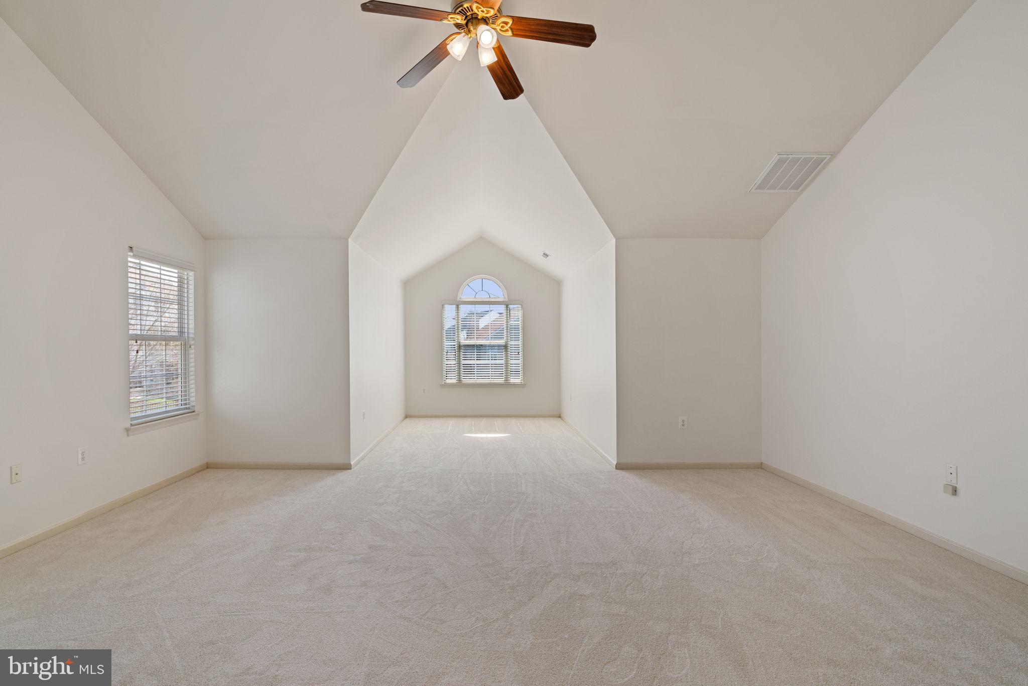 POTOMAC CROSSING - Residential