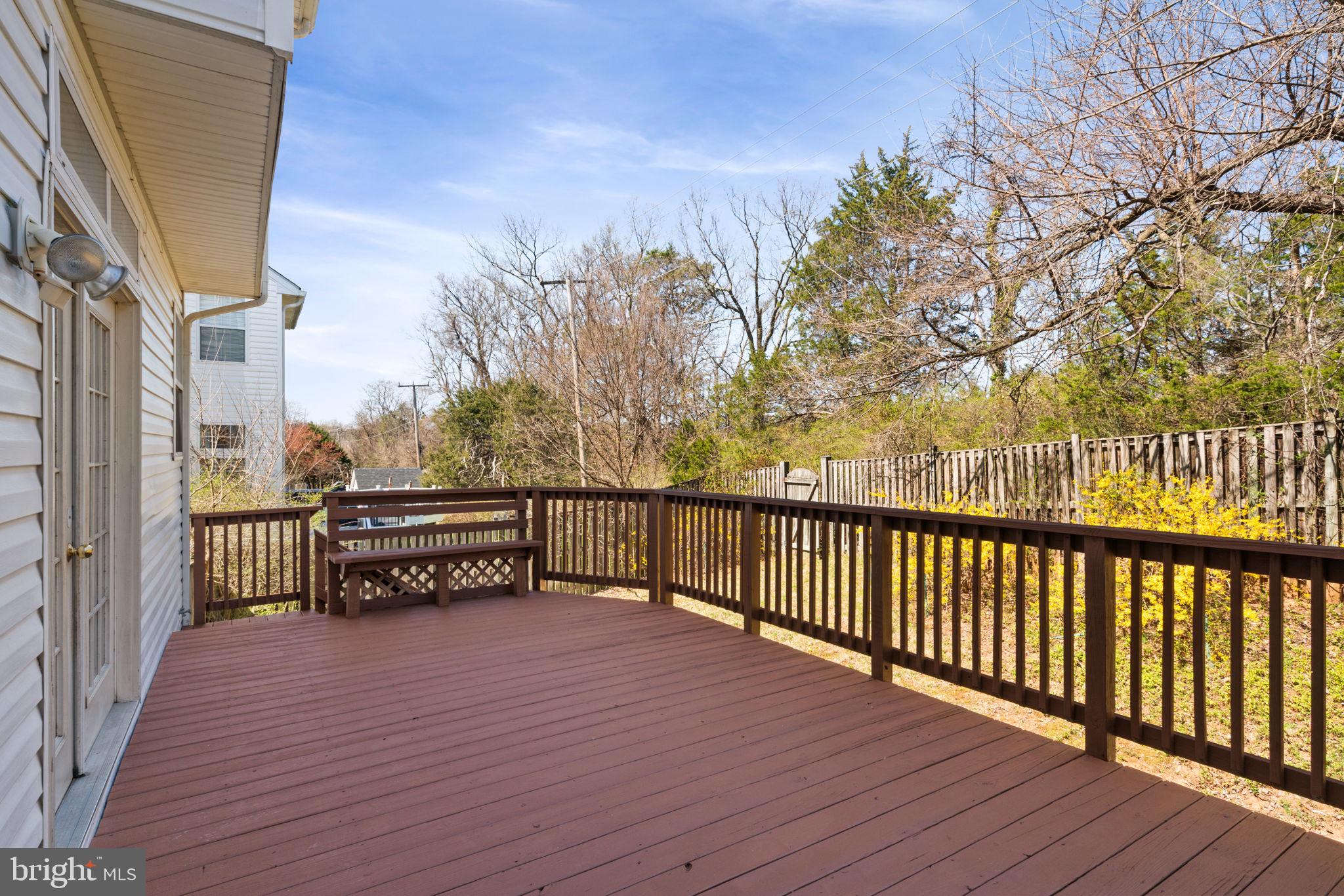 POTOMAC CROSSING - Residential