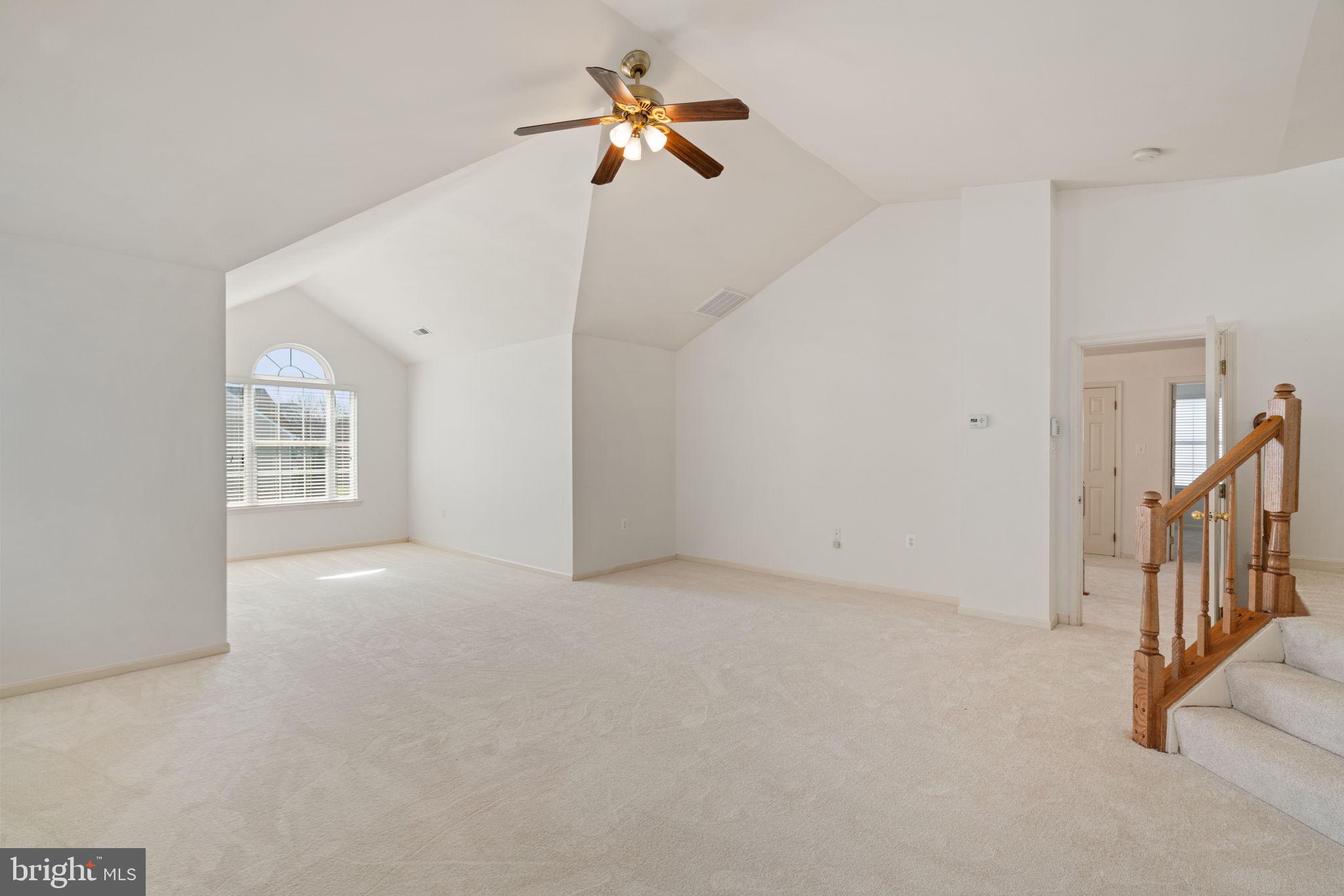 POTOMAC CROSSING - Residential