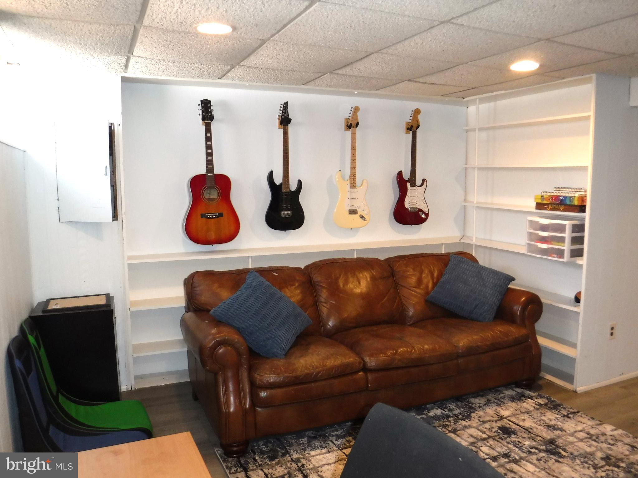 EASTFIELD - Residential