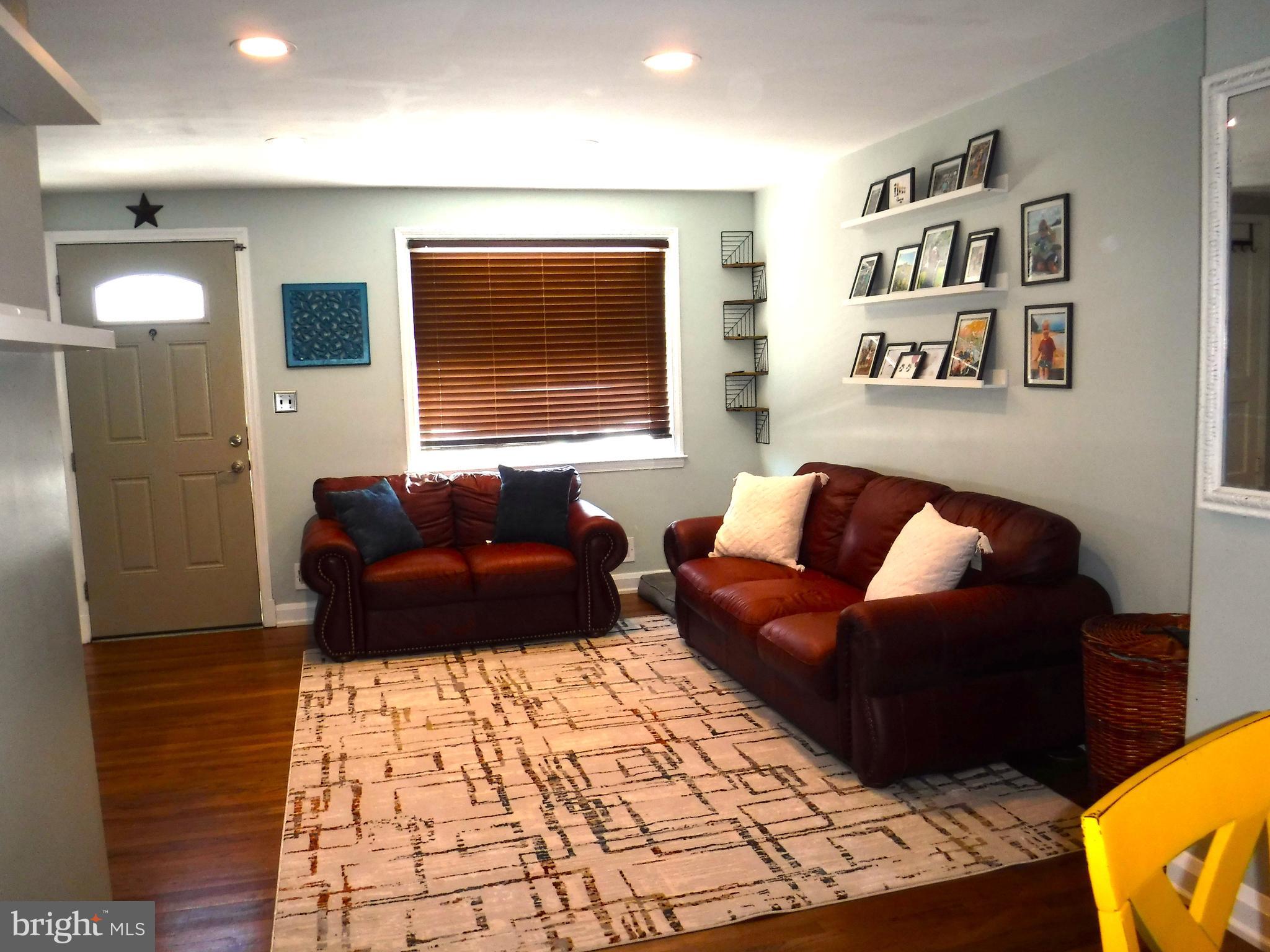 EASTFIELD - Residential