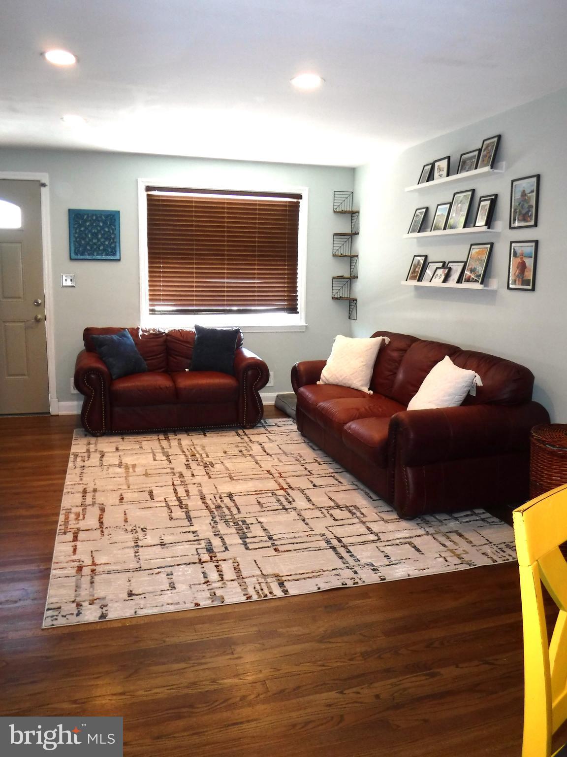 EASTFIELD - Residential