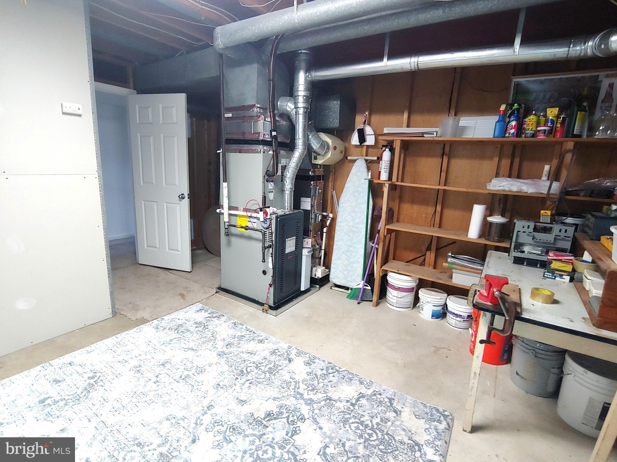 SEVERNDALE - Residential Lease