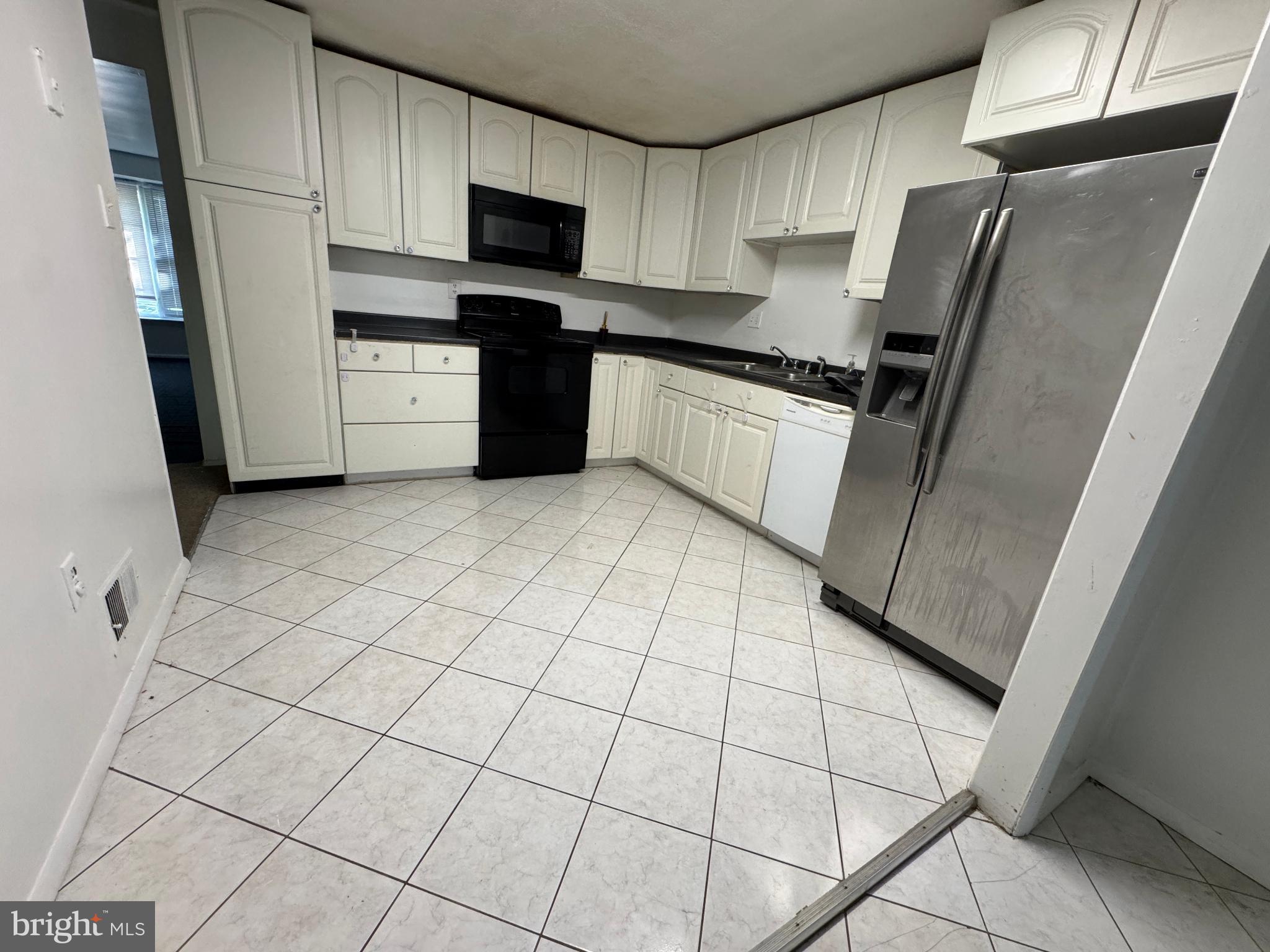 PINEFIELD - Residential Lease