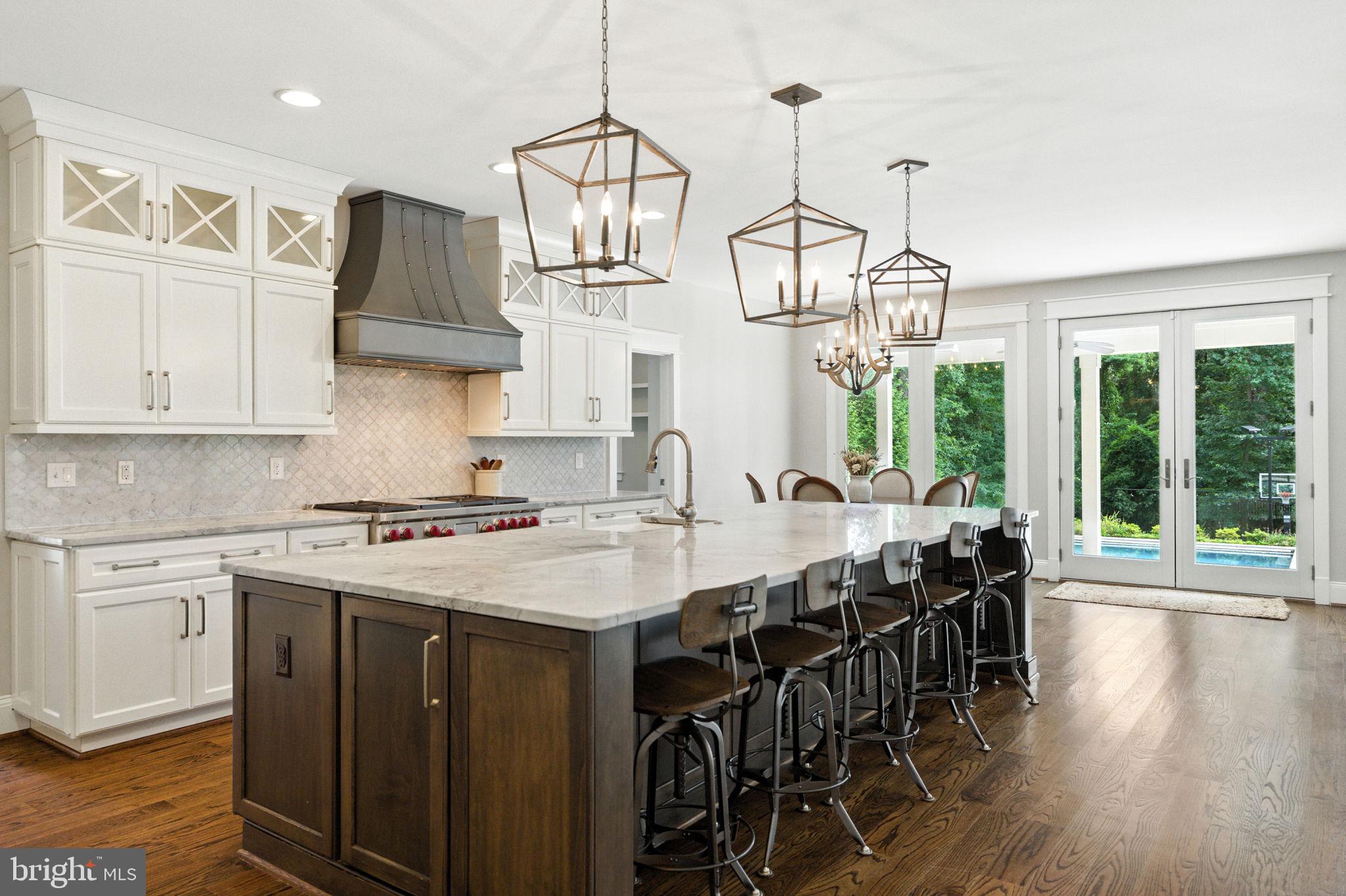 WOODSIDE ESTATES - Residential