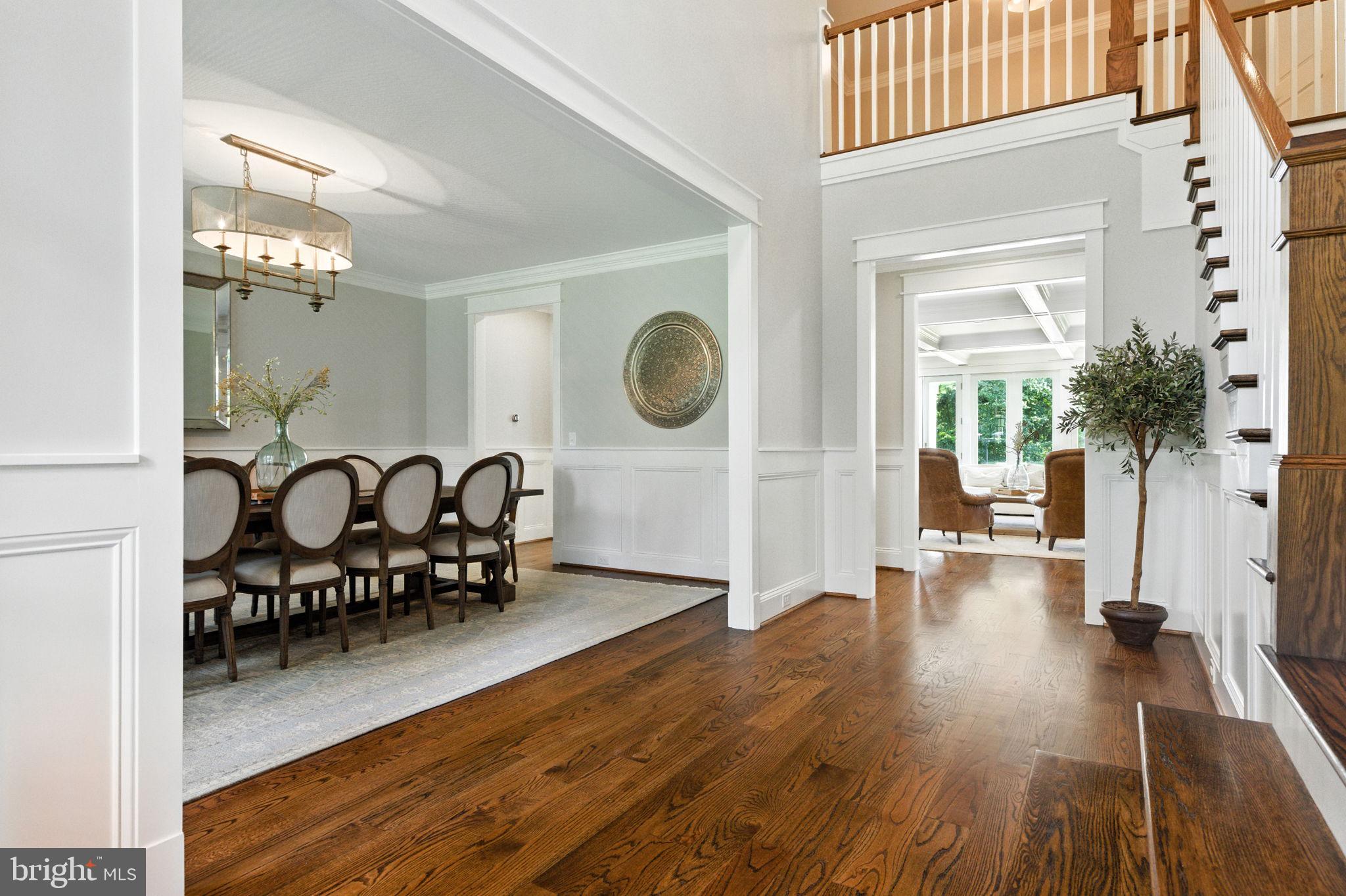 WOODSIDE ESTATES - Residential