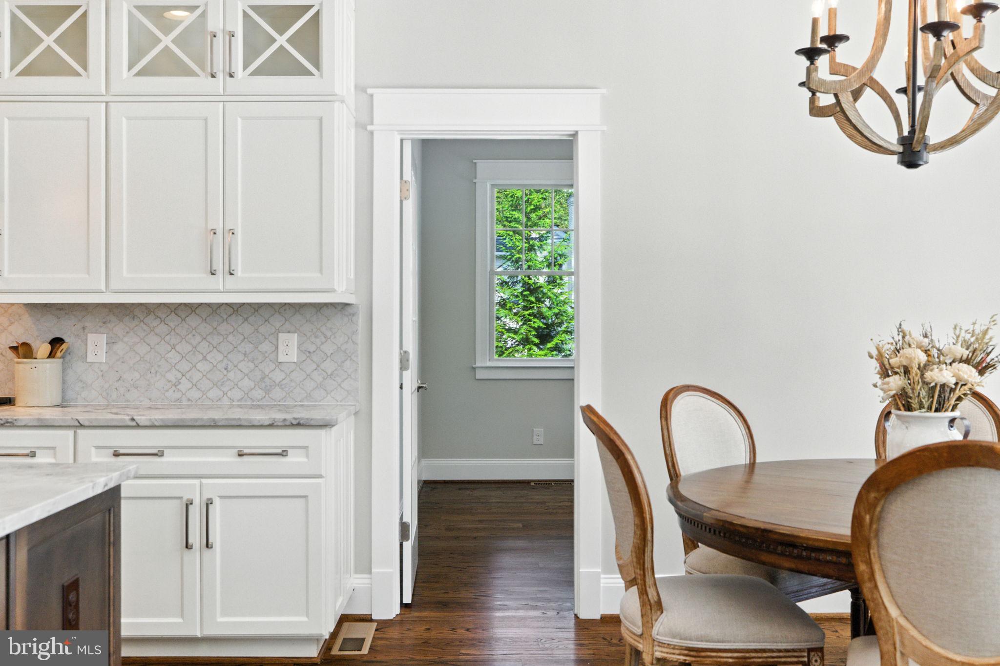 WOODSIDE ESTATES - Residential