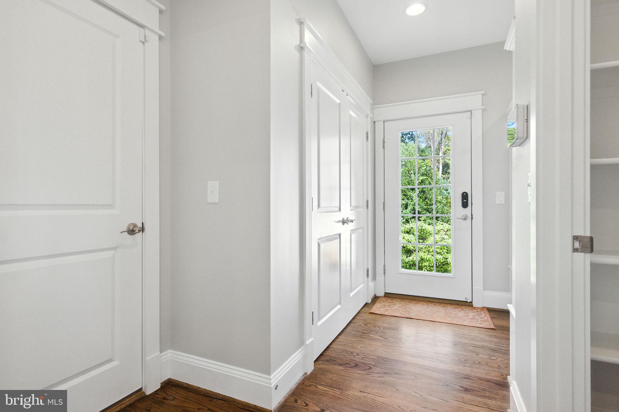 WOODSIDE ESTATES - Residential