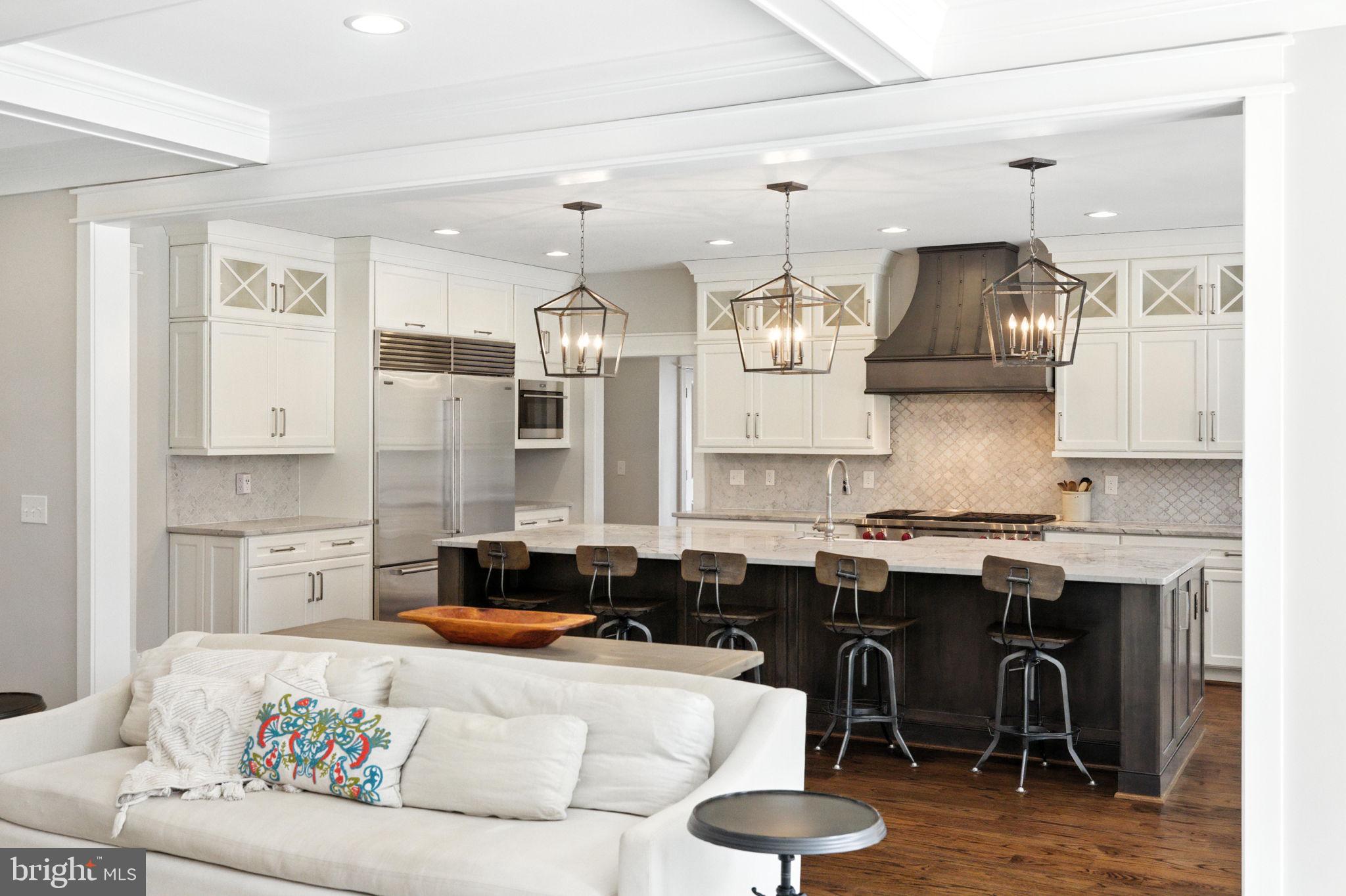 WOODSIDE ESTATES - Residential