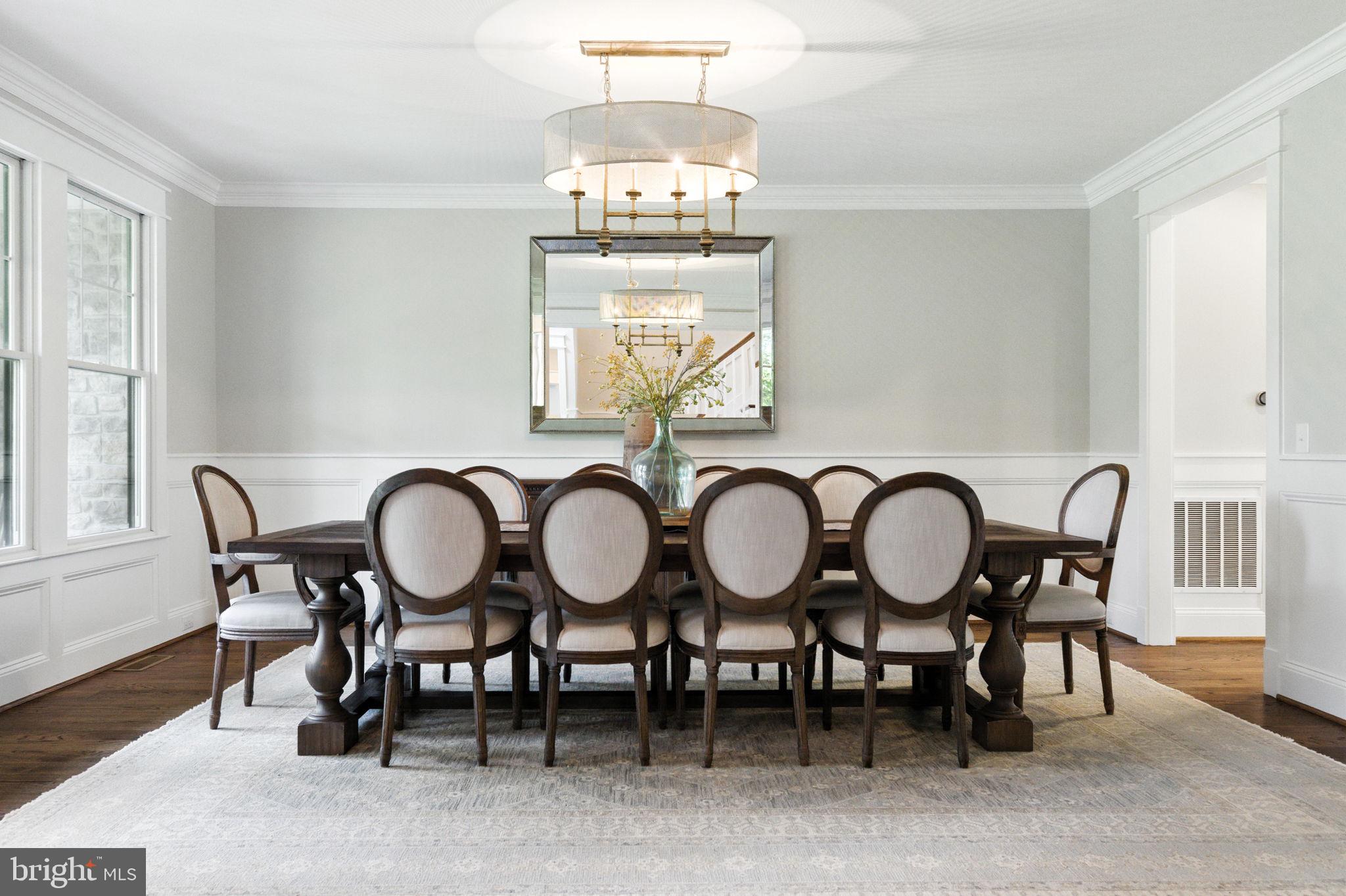 WOODSIDE ESTATES - Residential