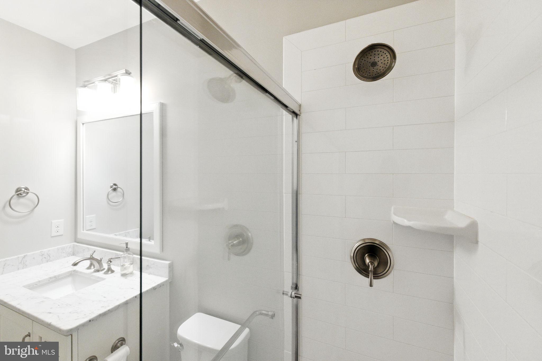 WOODSIDE ESTATES - Residential