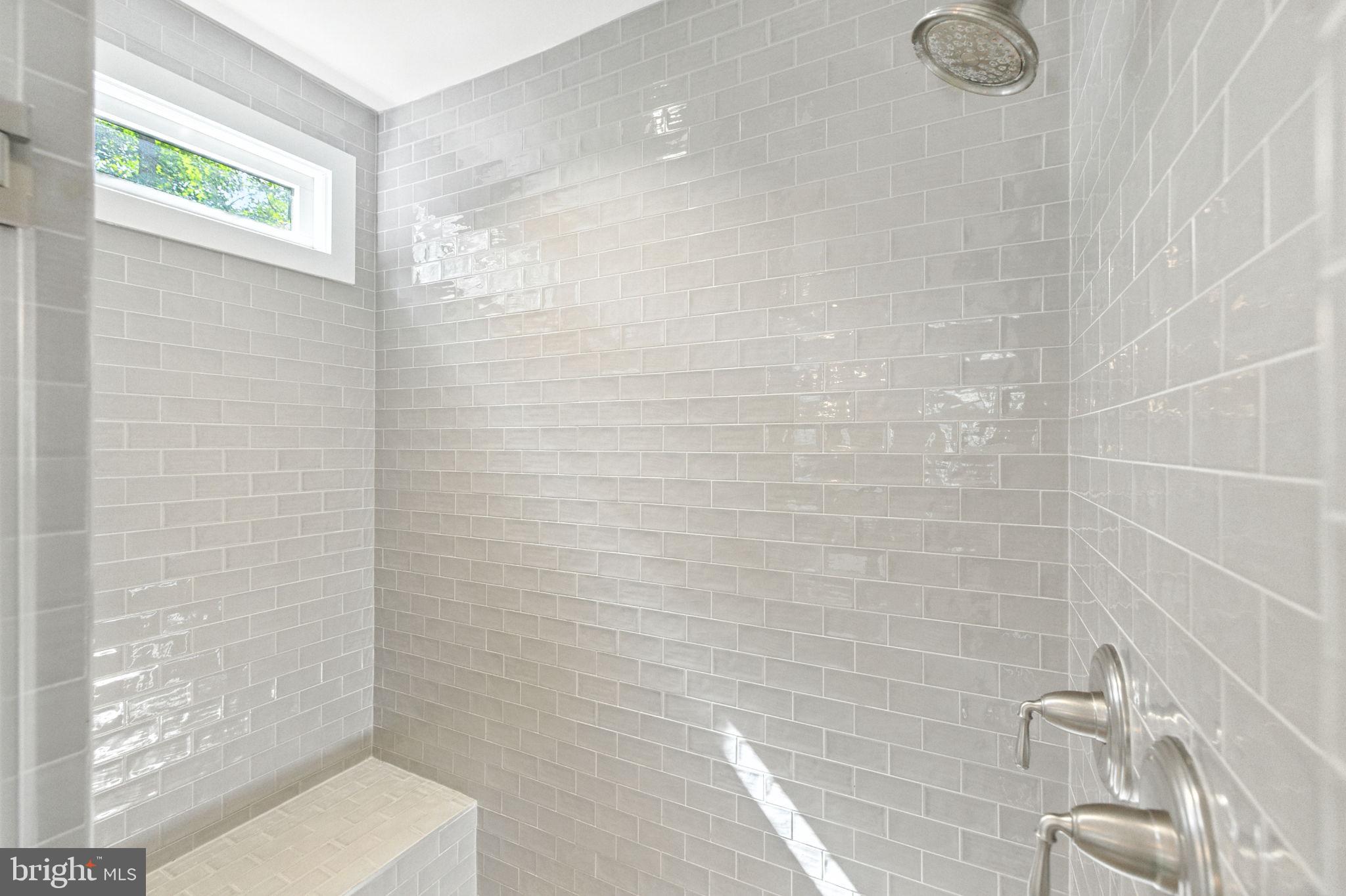 WOODSIDE ESTATES - Residential