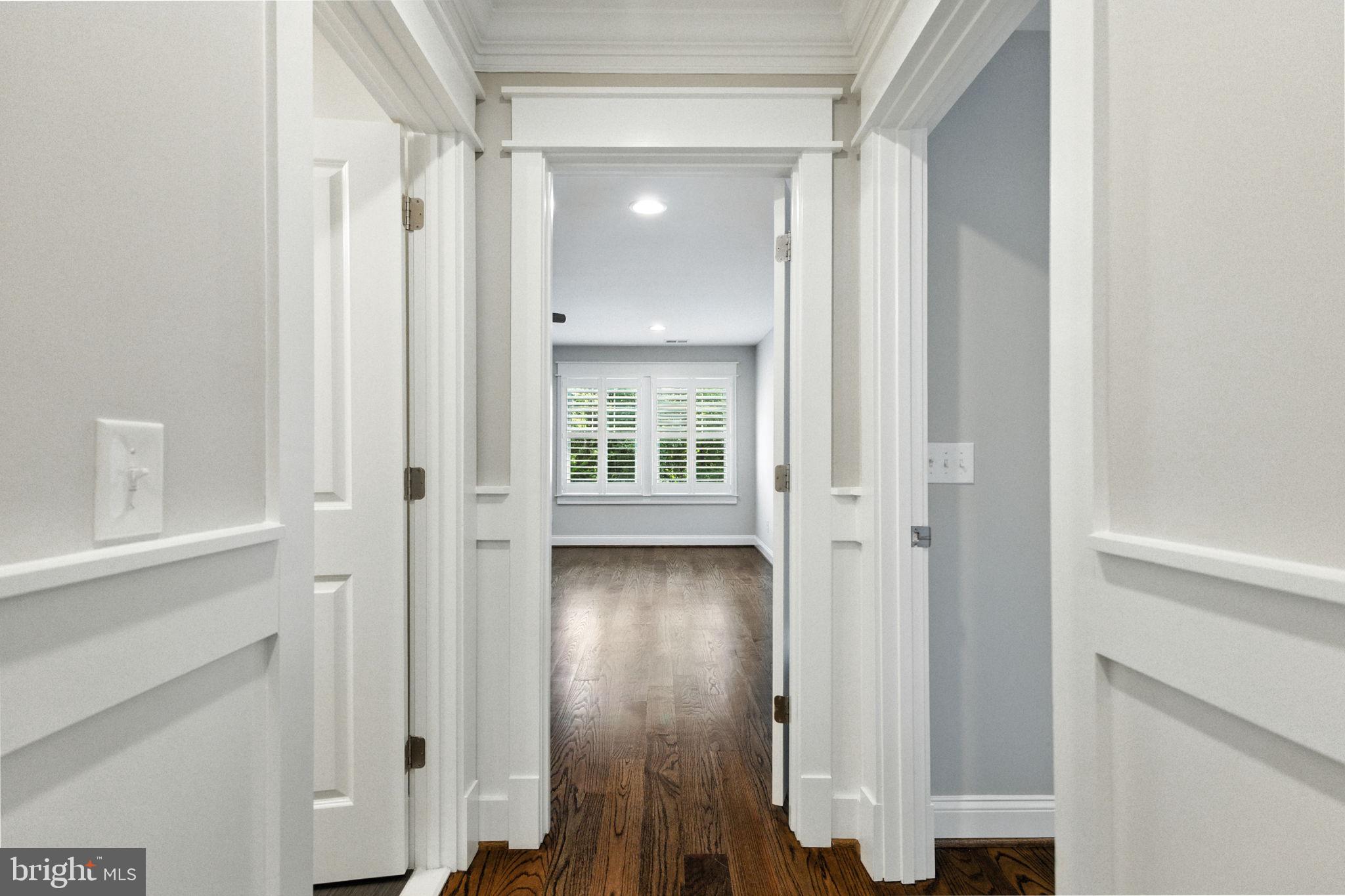 WOODSIDE ESTATES - Residential